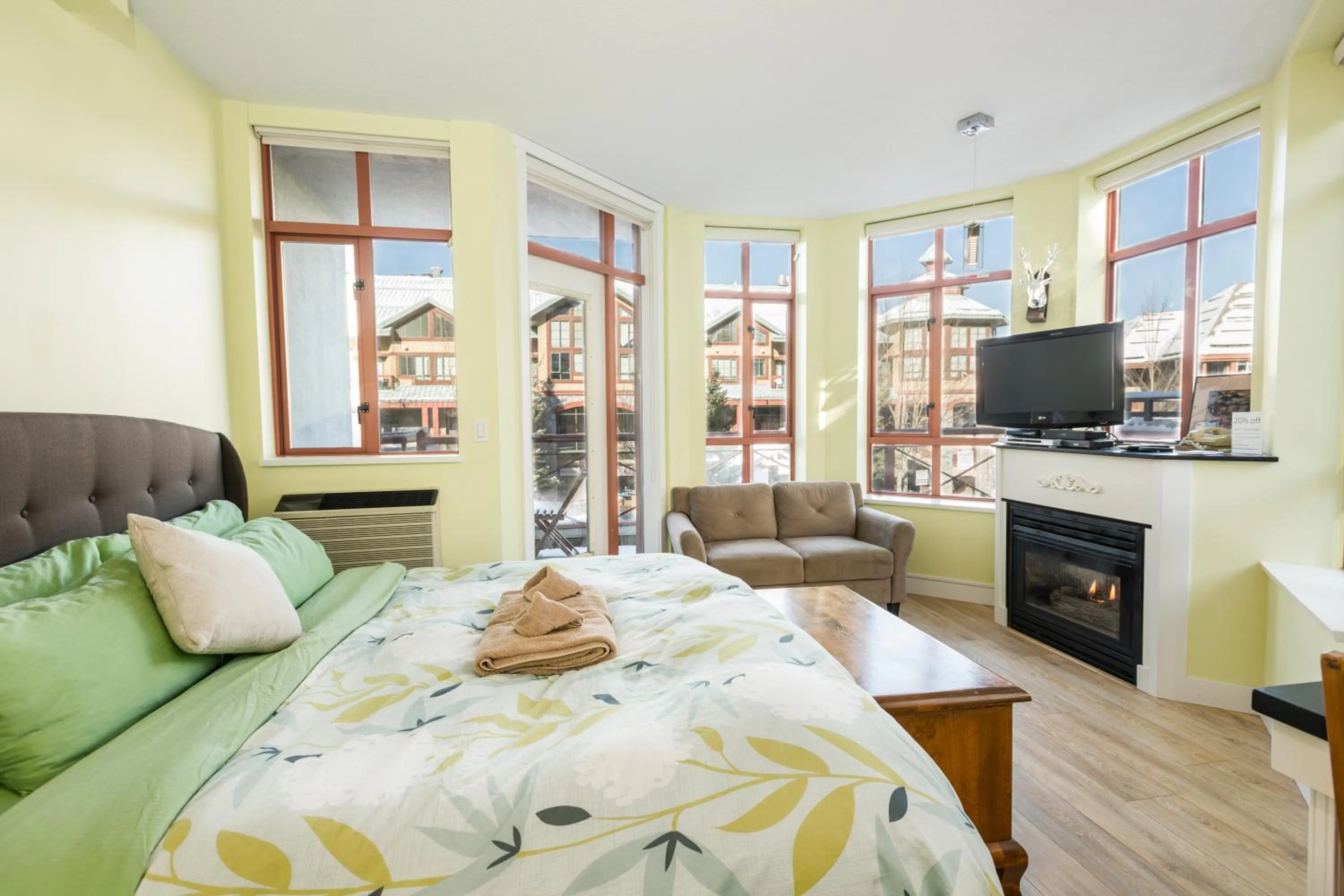 Alpenglow Lodge by Bill