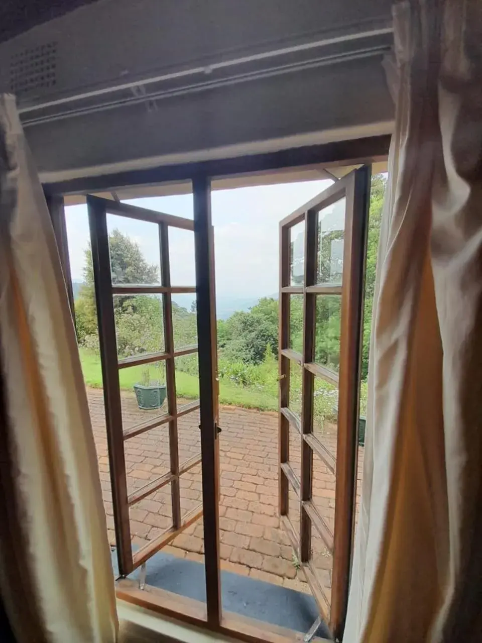 Economy Twin Room in Magoebaskloof Hotel Economy Twin Room in Magoebaskloof Hotel