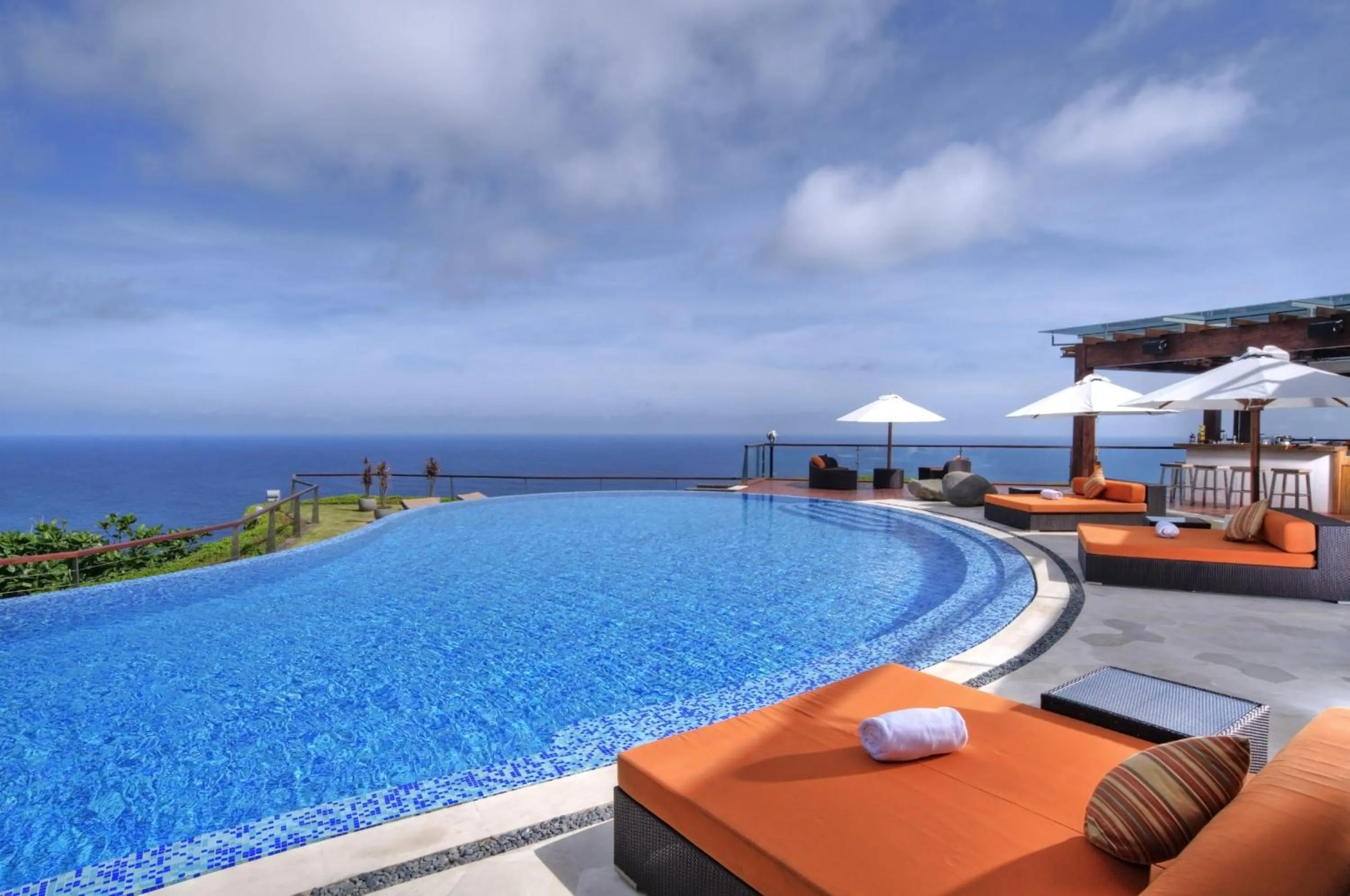 Swimming pool in The Edge Bali