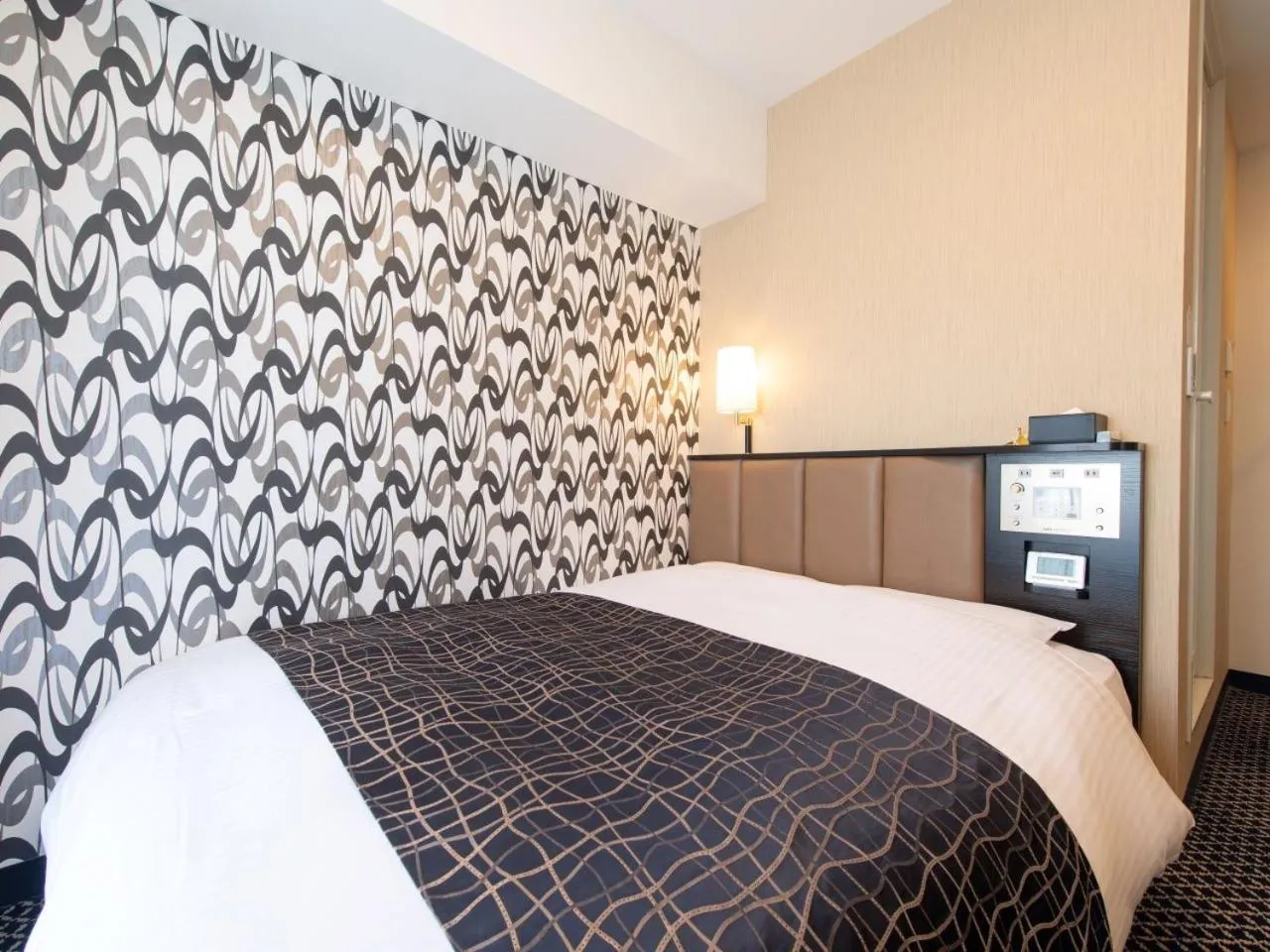 Bed in APA Hotel TKP Tokyo Nishi-Kasai