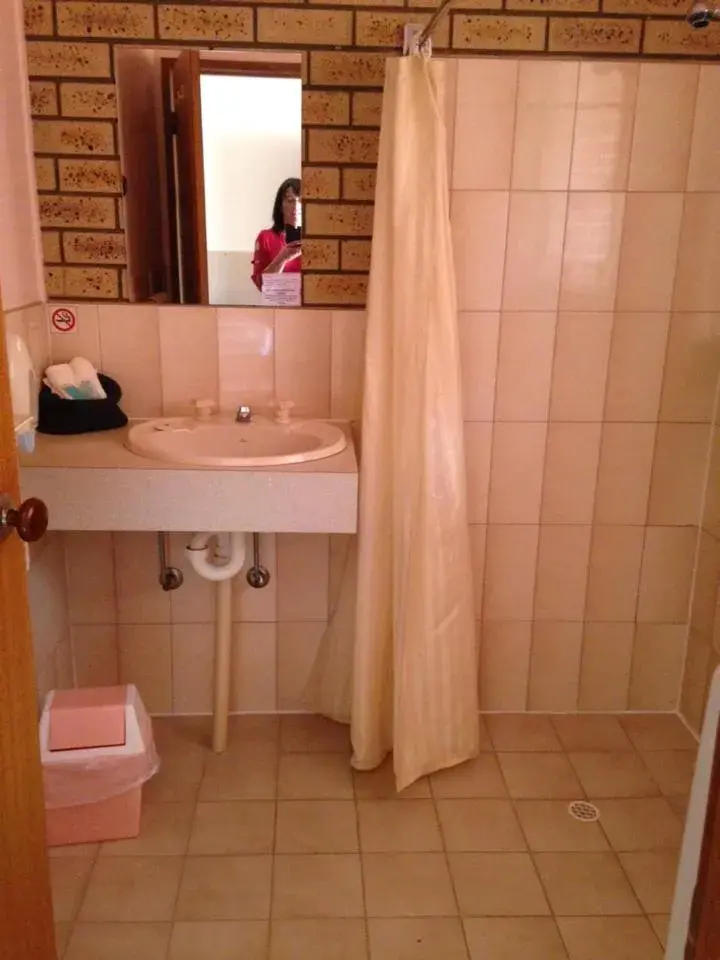 Double or Twin Room in Wudinna Gawler Ranges Motel and Caravan Park Double or Twin Room in Wudinna Gawler Ranges Motel and Caravan Park