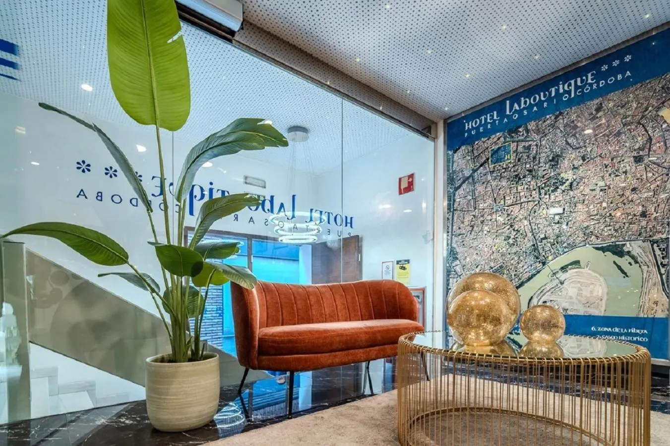 Lobby or reception in La Boutique Puerta Osario