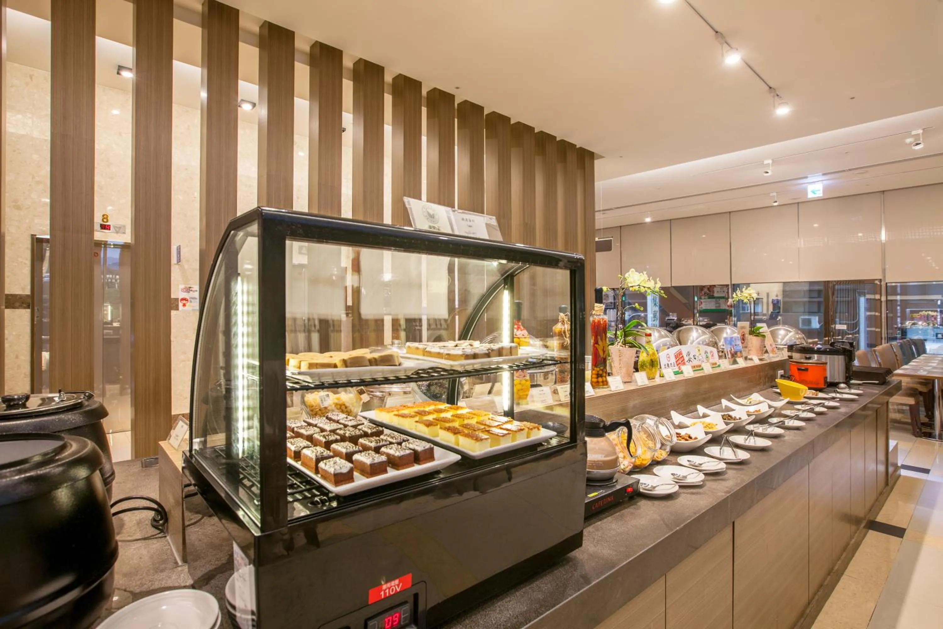 Food and drinks in Taisugar Hotel Taipei