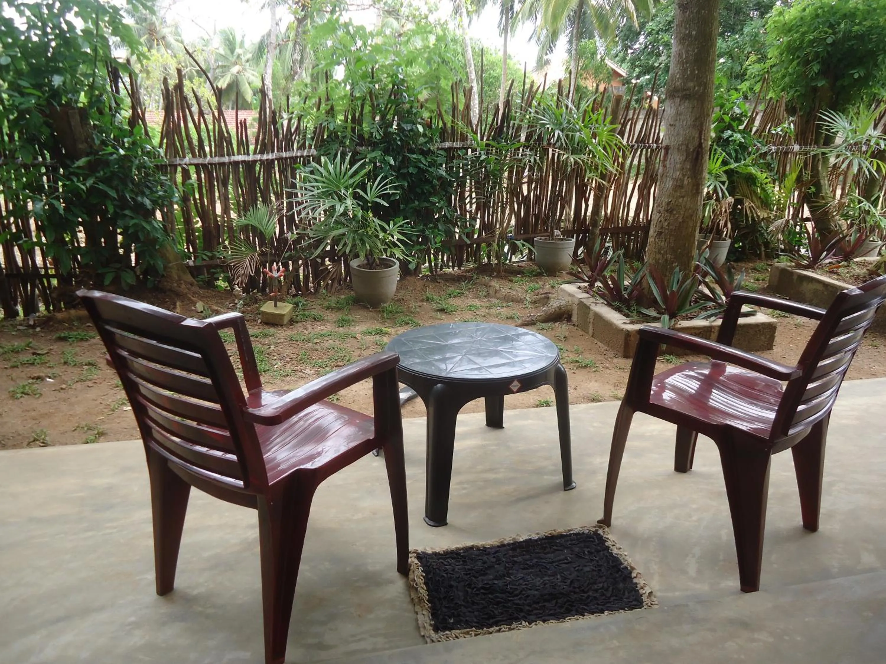 Hiriketiya White House