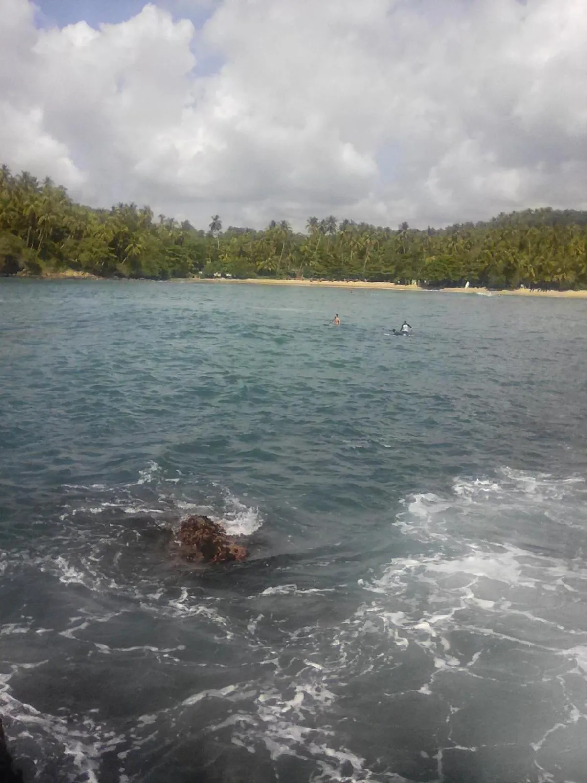 Beach in Hiriketiya White House