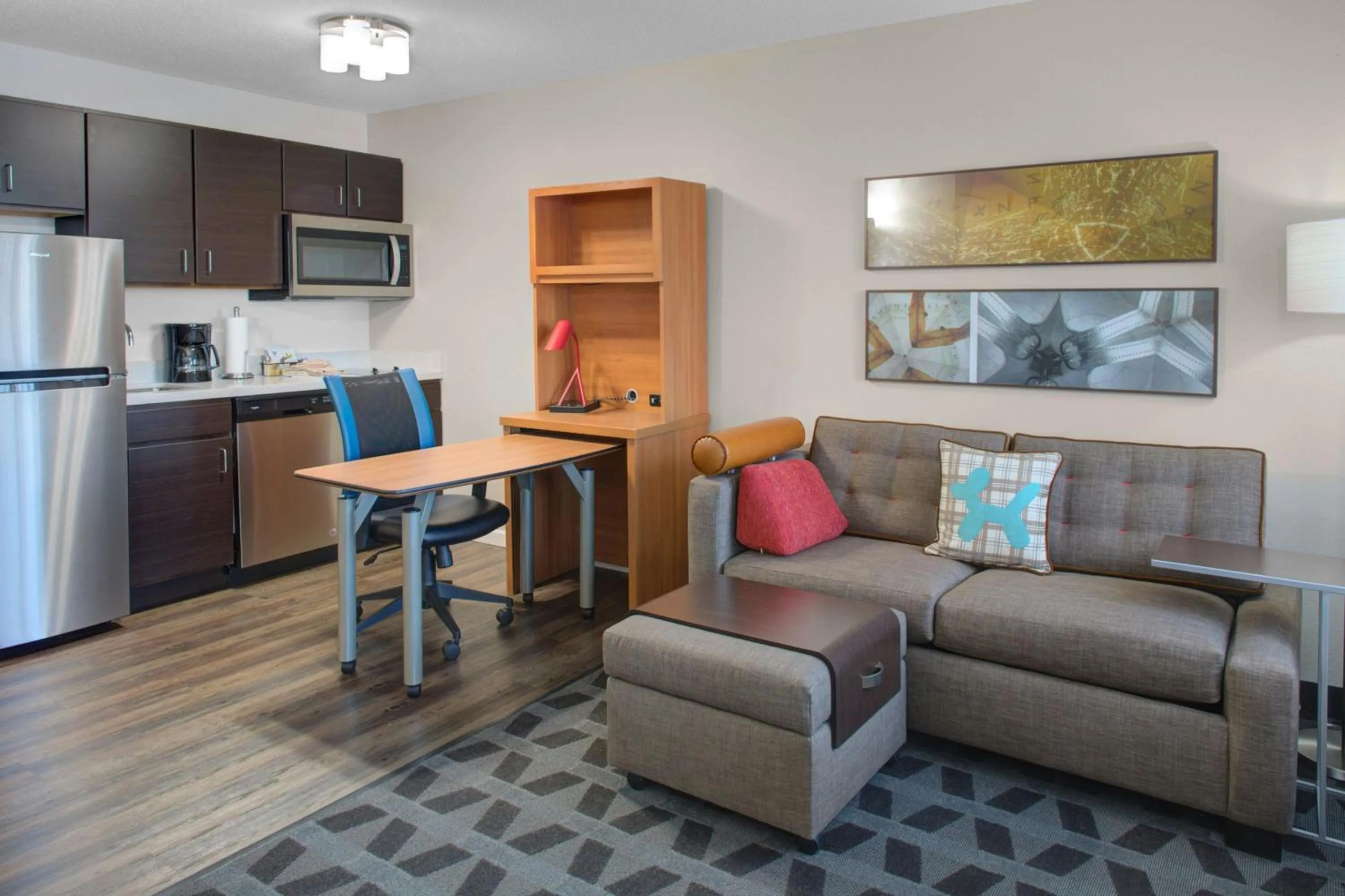 Kitchen or kitchenette in TownePlace Suites Wichita East
