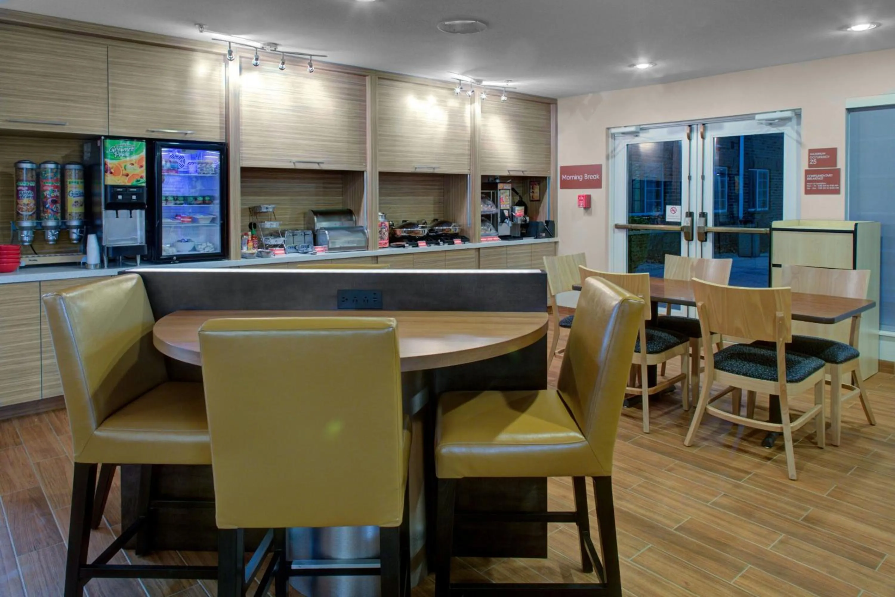 Restaurant/places to eat in TownePlace Suites Wichita East