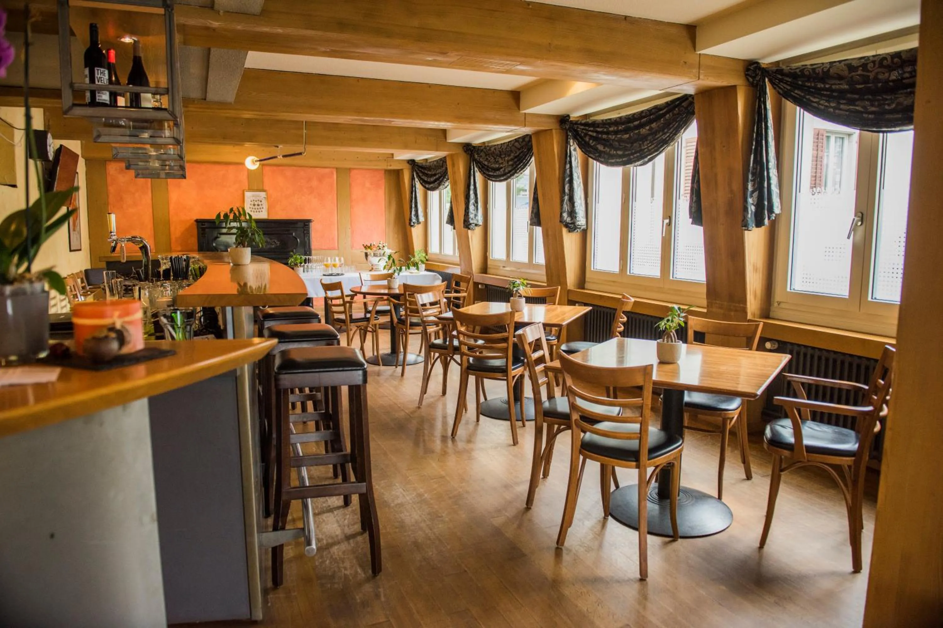 Lounge or bar in Hotel Restaurant Neuhaus