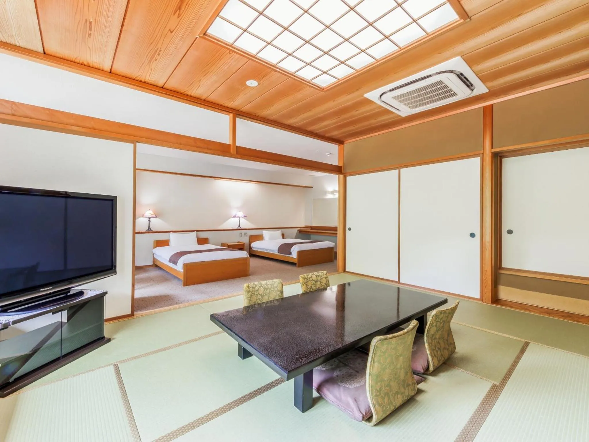 Photo of the whole room in KAMENOI HOTEL Akita Yuze