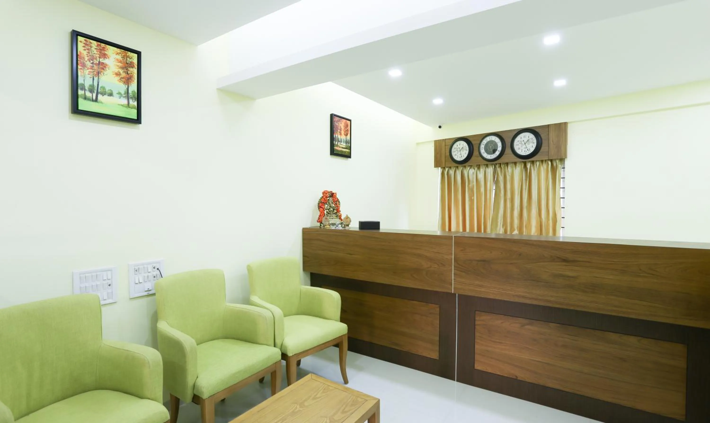 Lobby or reception in Treebo The Galaxy Bommasandra