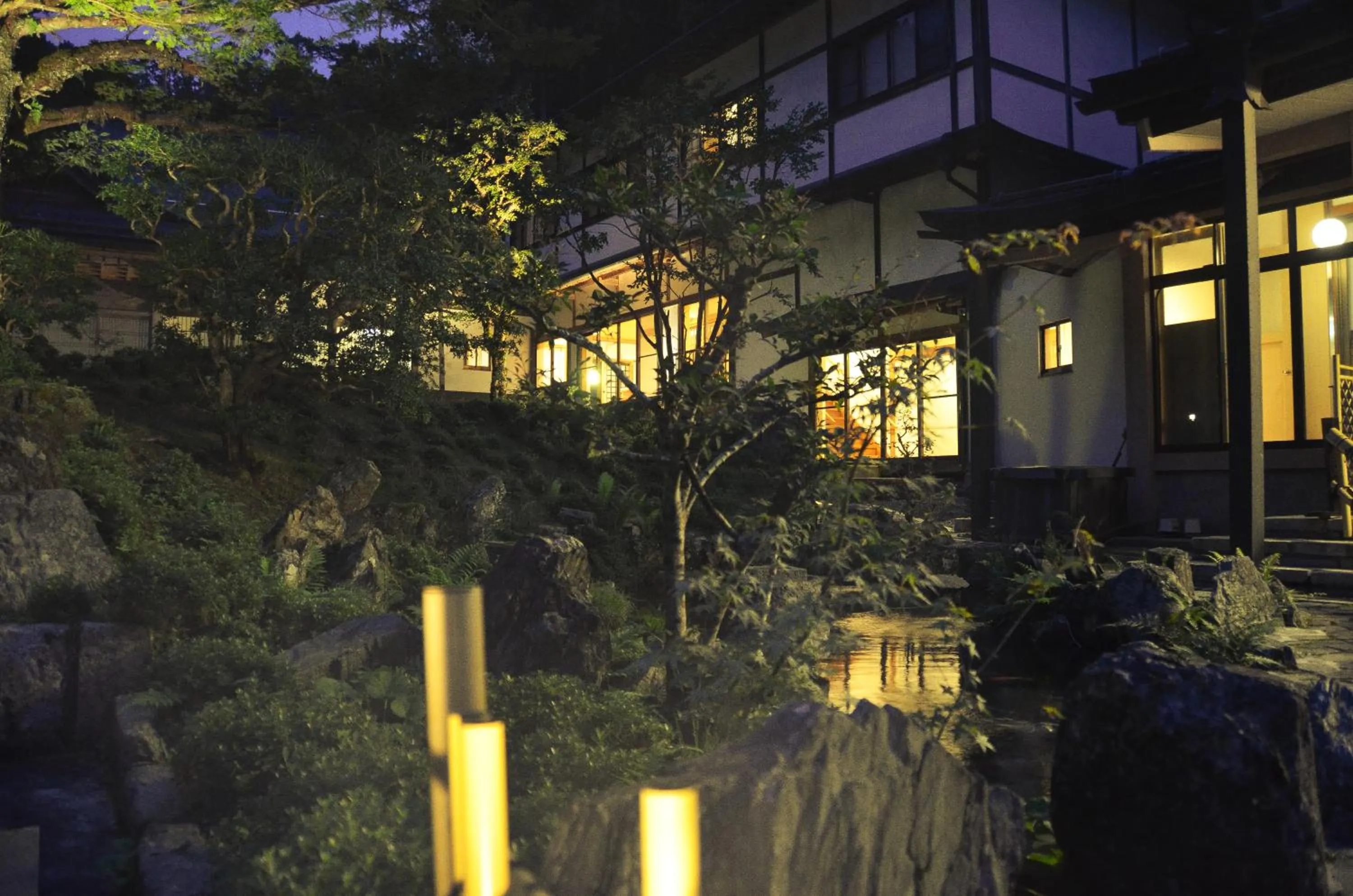 Facade/entrance in 高野山 宿坊 不動院 -Koyasan Shukubo Fudoin-