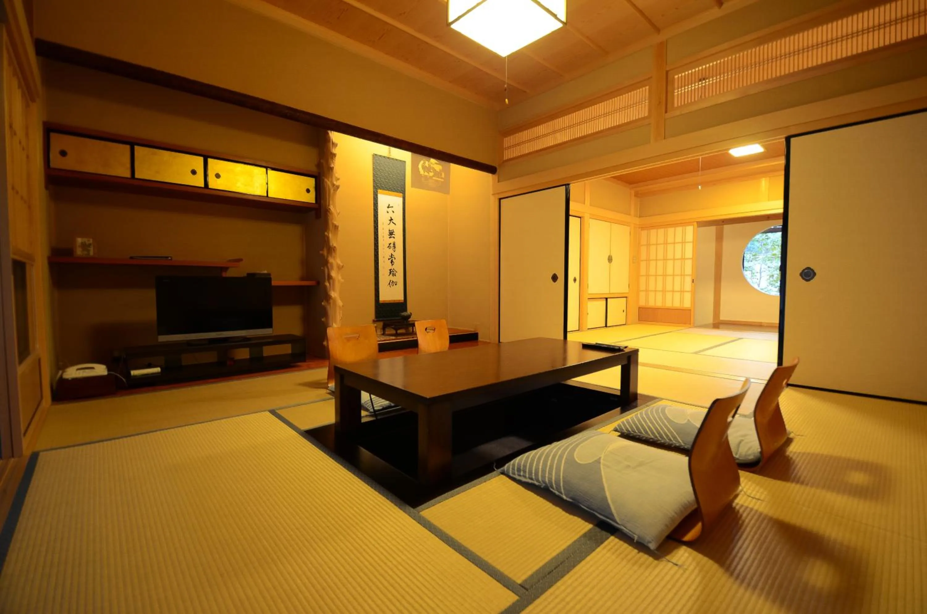 Photo of the whole room in 高野山 宿坊 不動院 -Koyasan Shukubo Fudoin-