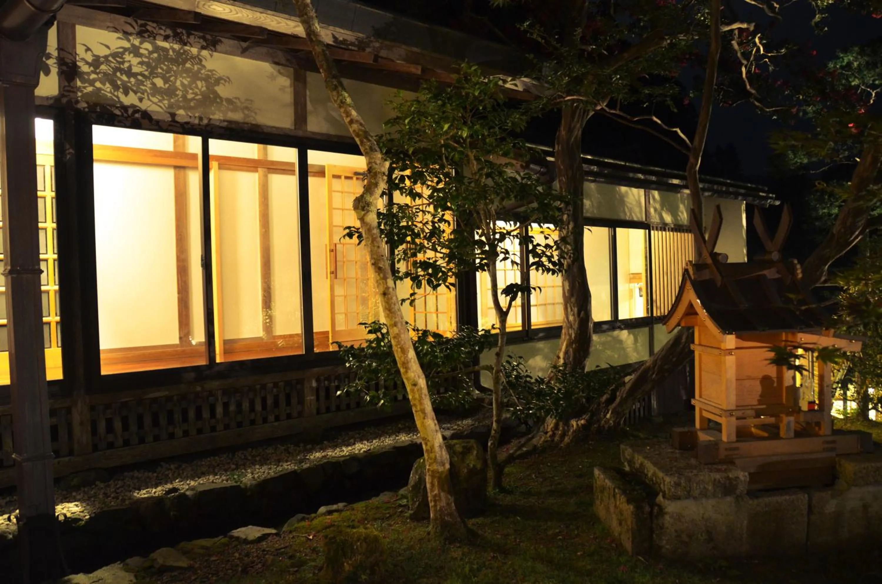View (from property/room) in 高野山 宿坊 不動院 -Koyasan Shukubo Fudoin-