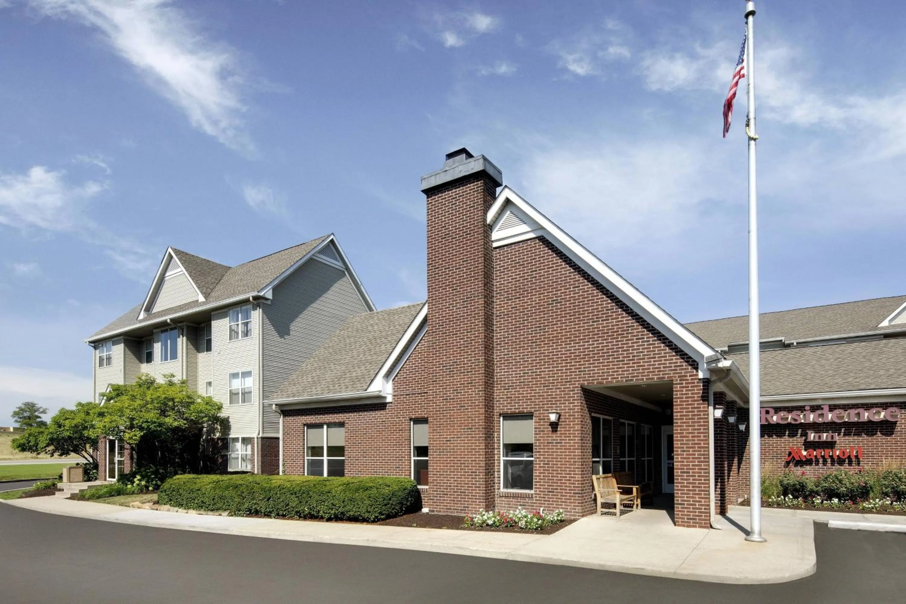 Property building in Residence Inn Indianapolis Airport