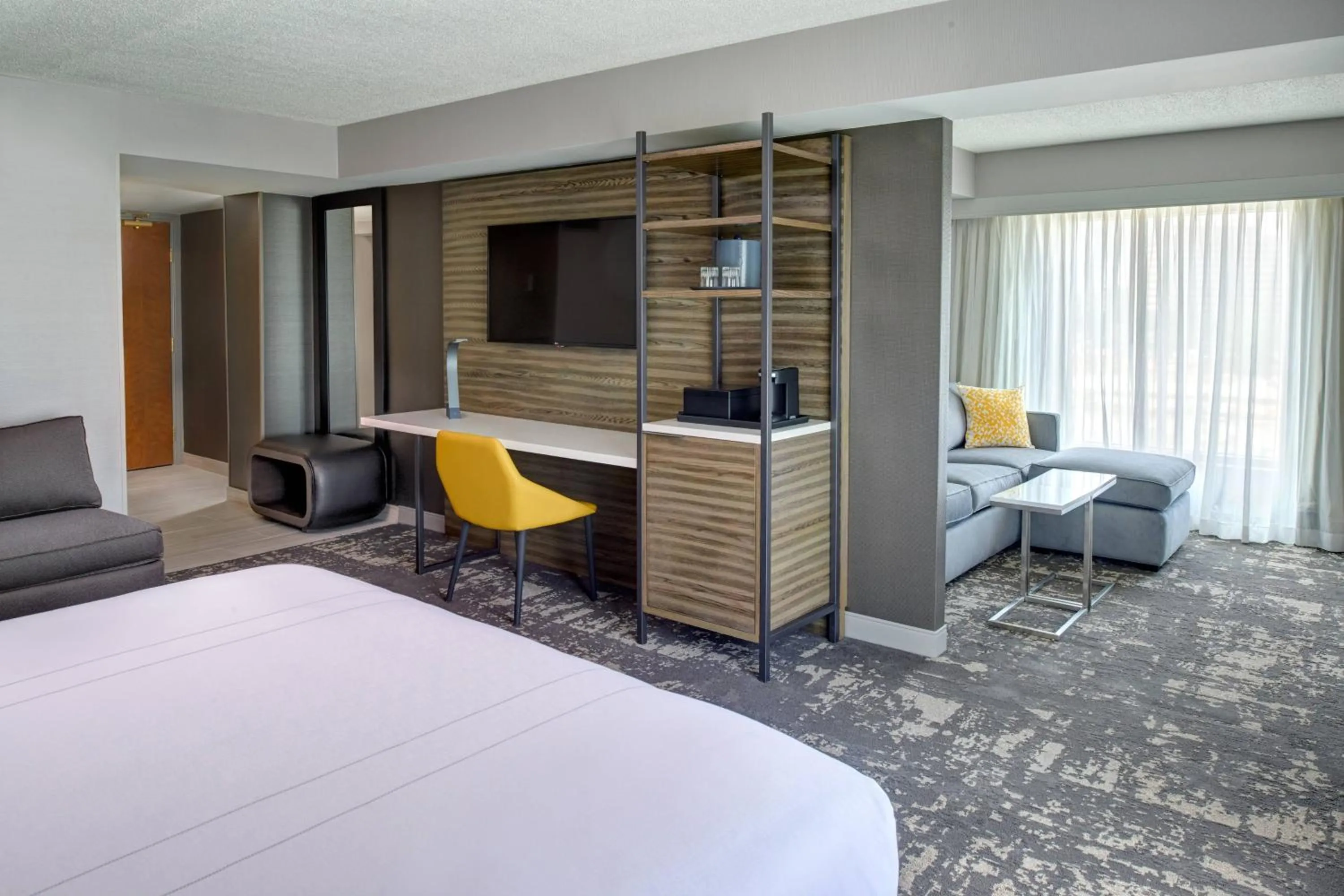 Bedroom, Bed in Marriott Indianapolis North
