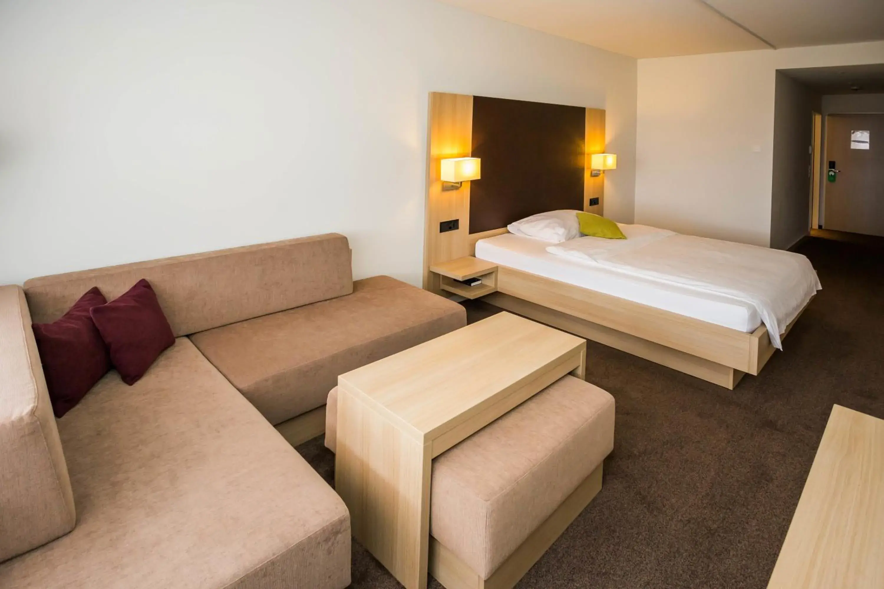 Superior Double Room (1-2 Adults) in Hotel Höri Inn Superior Double Room (1-2 Adults) in Hotel Höri Inn