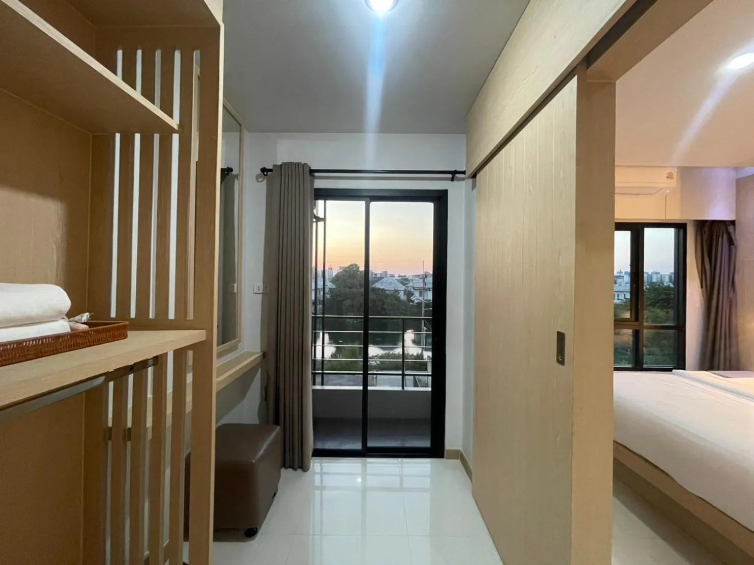 Balcony/Terrace, Bed in Bangkok Boutique Resort Rangsit