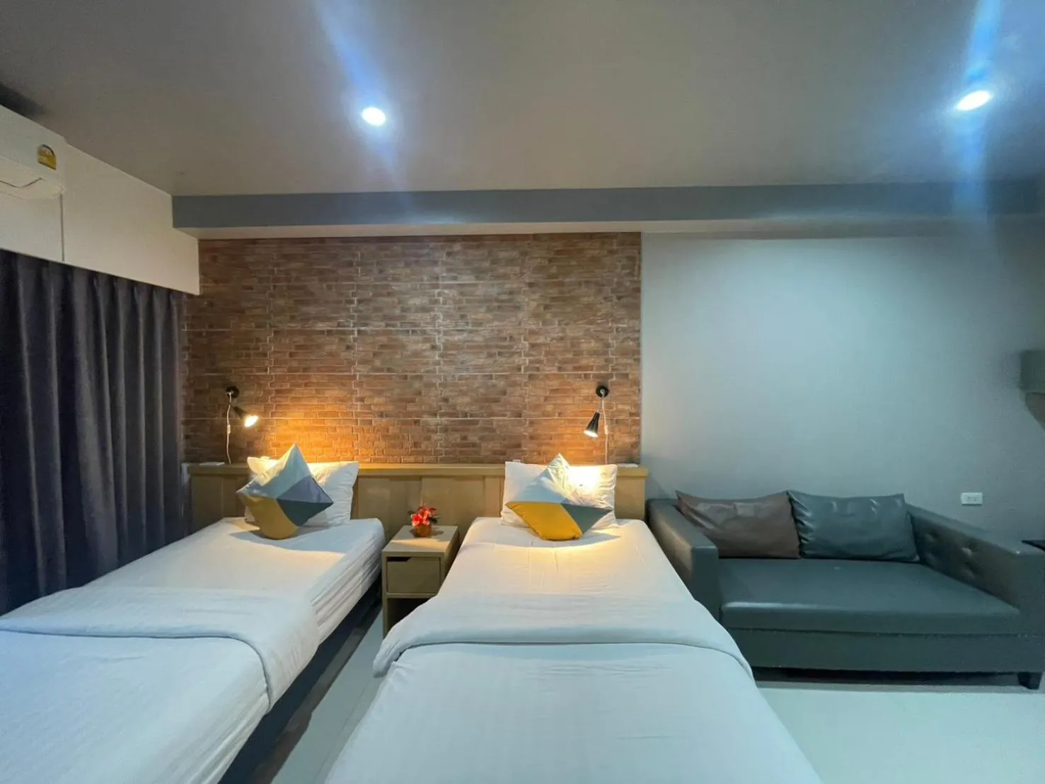 Bed in Bangkok Boutique Resort Rangsit