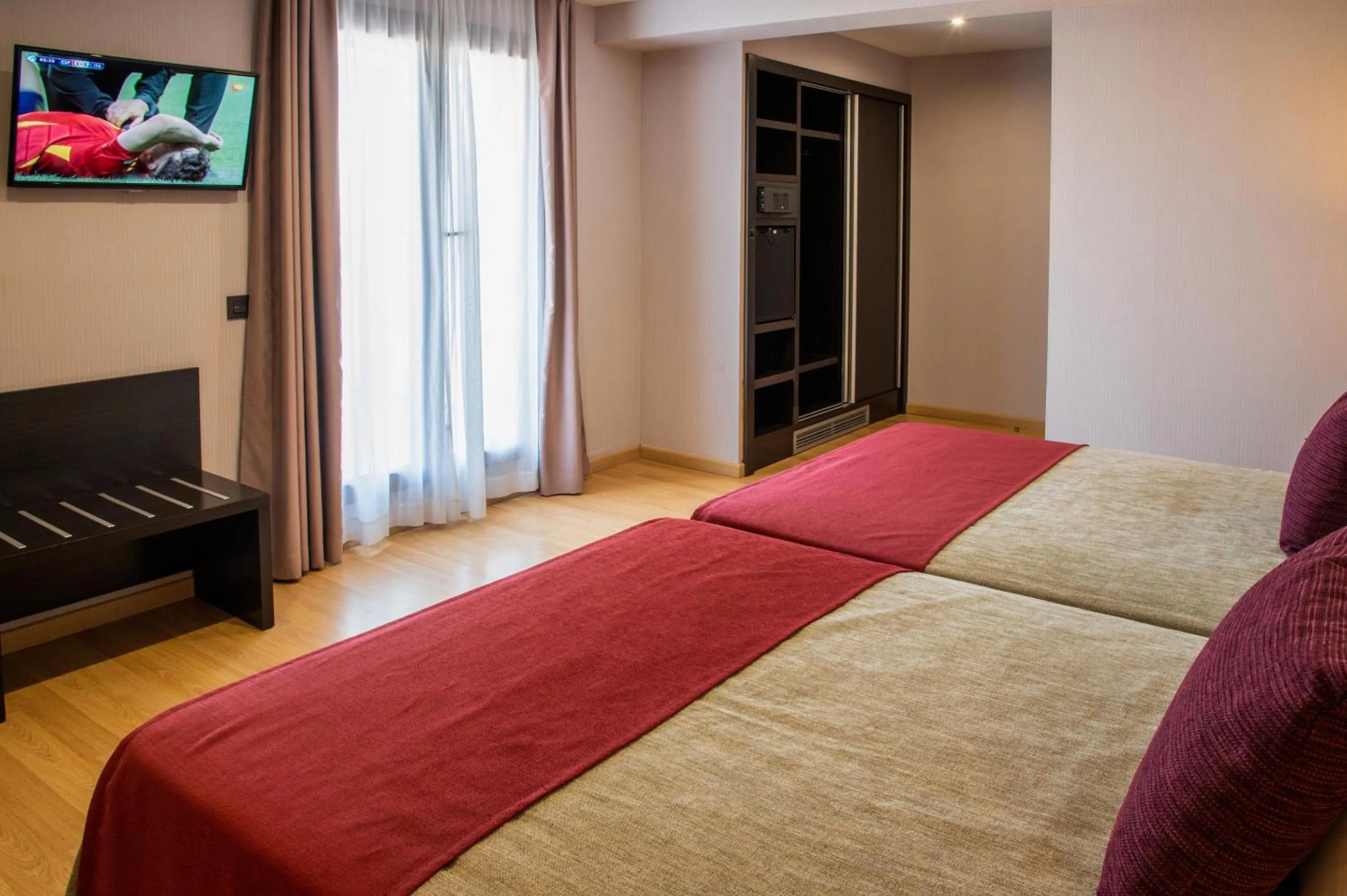 Bedroom, Bed in Petit Palau - Adults Only