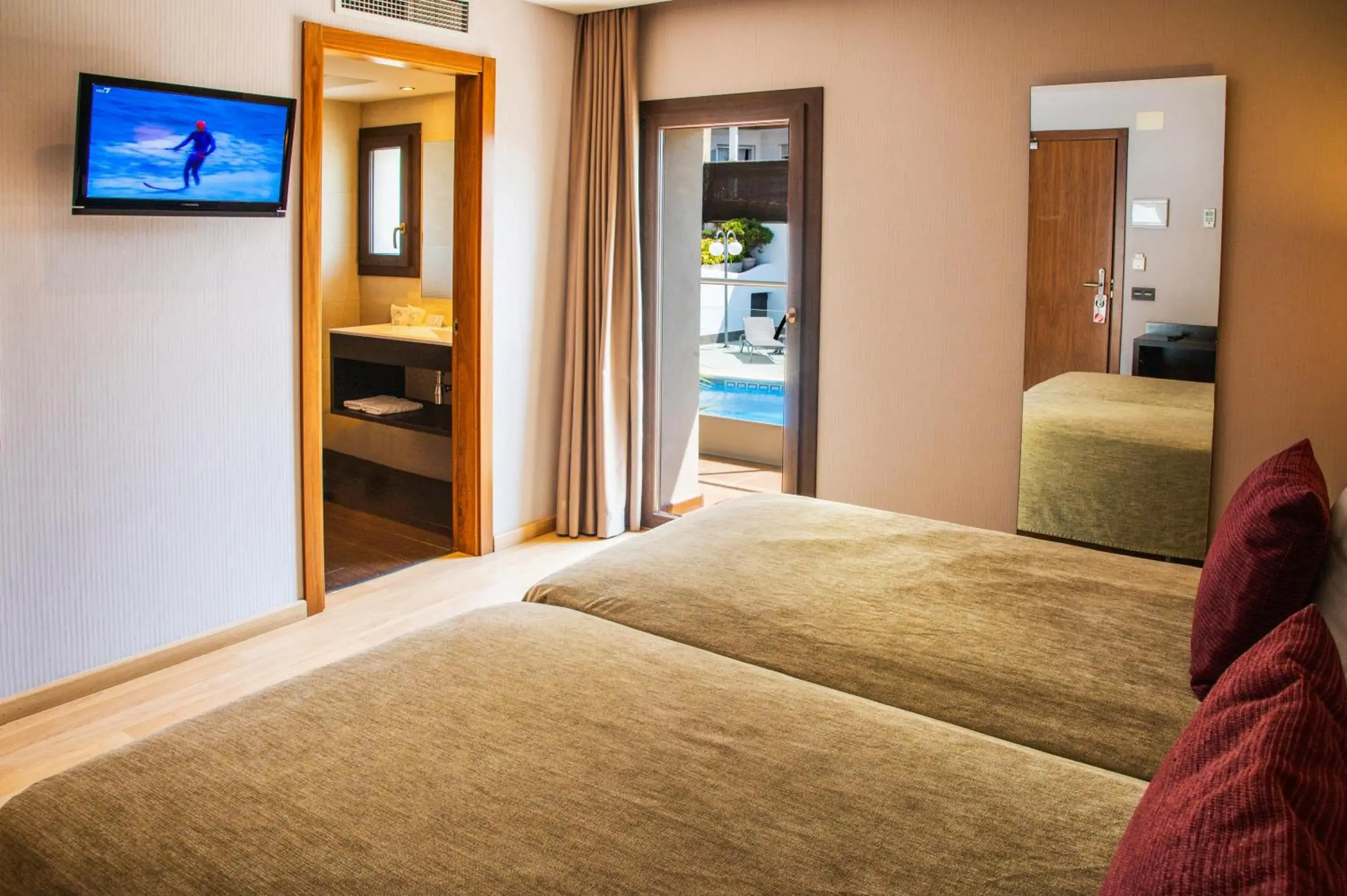 Comfort Twin Room in Petit Palau - Adults Only Comfort Twin Room in Petit Palau - Adults Only