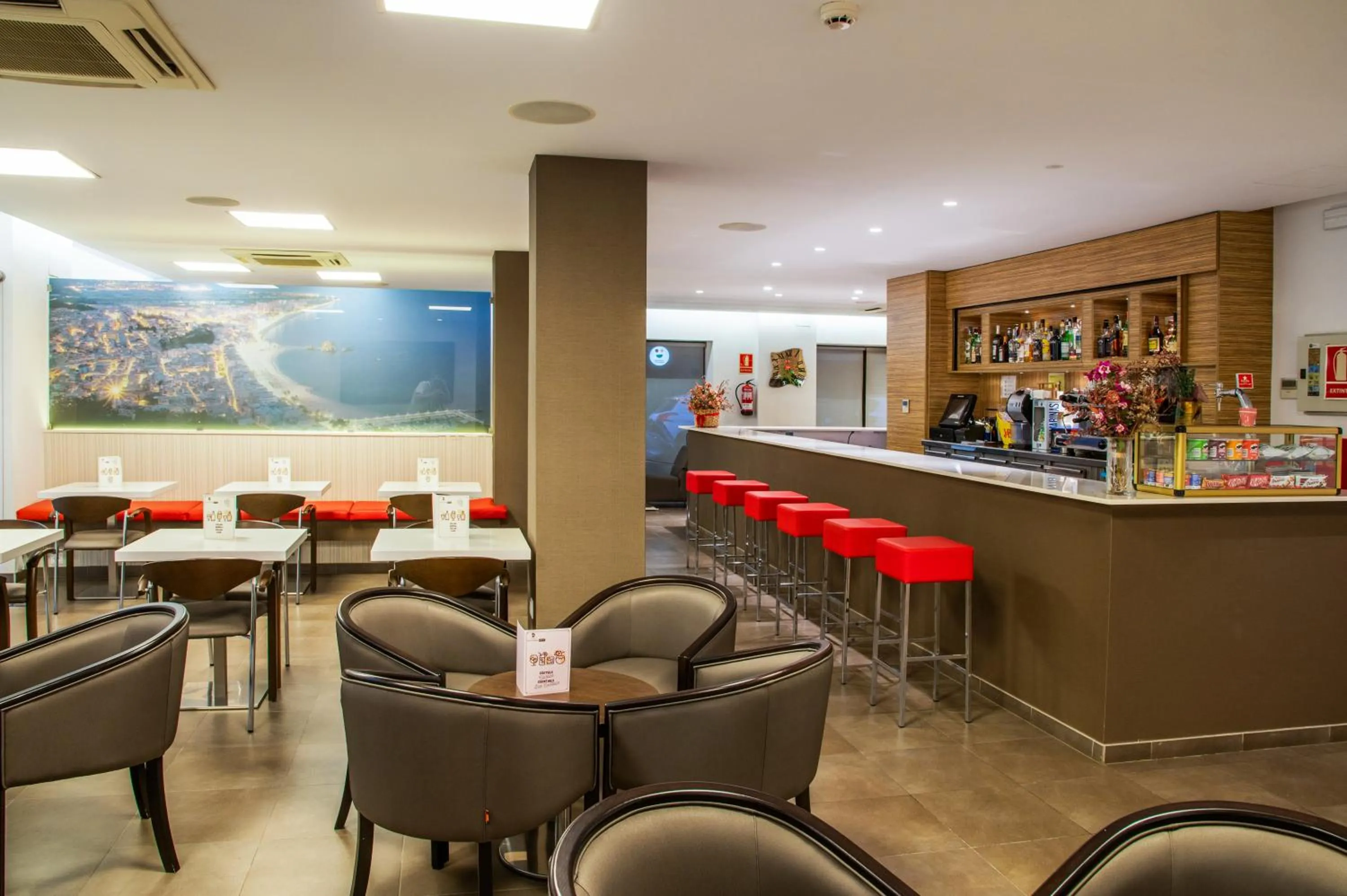 Lounge or bar in Petit Palau - Adults Only