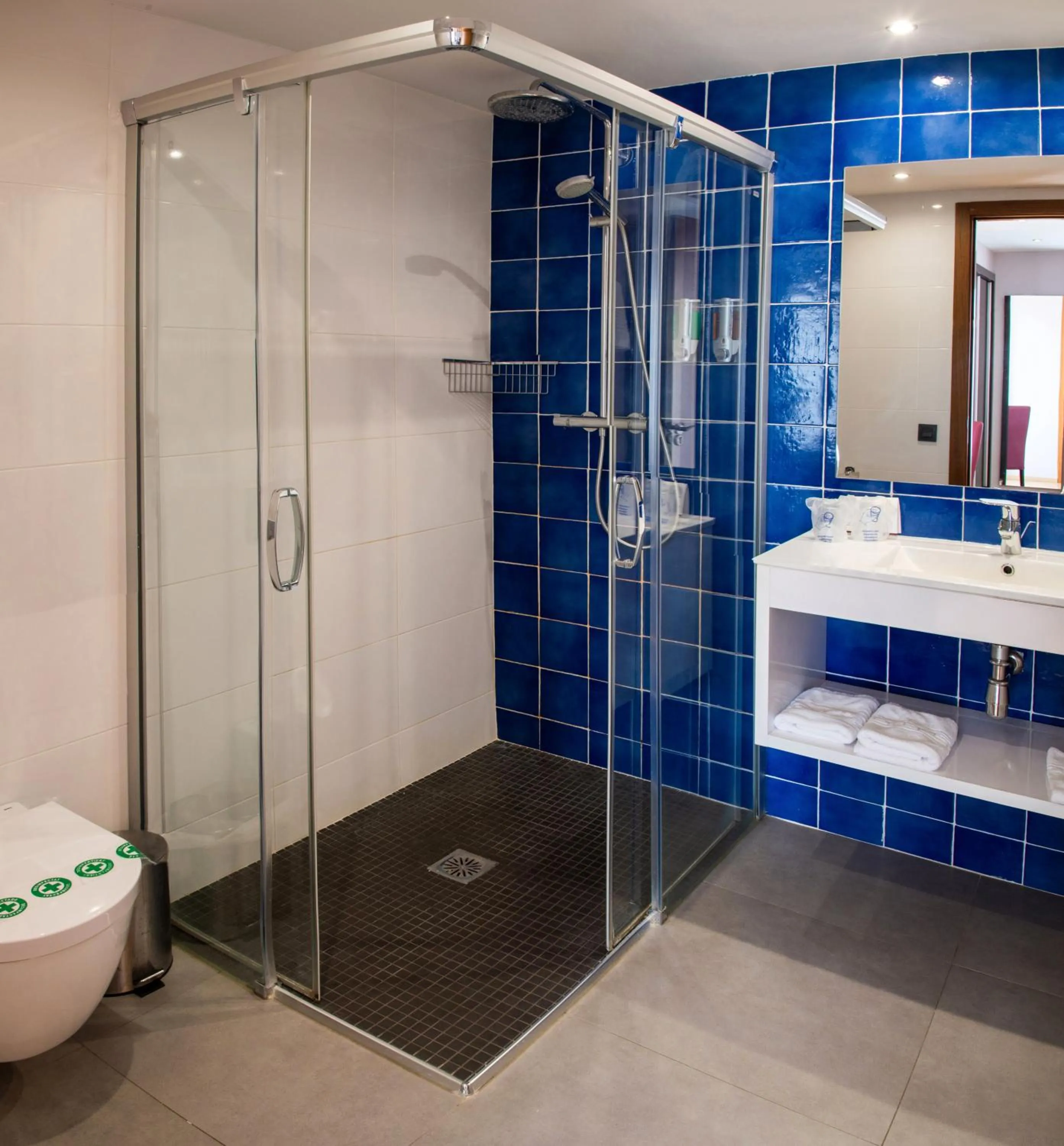 Bathroom in Petit Palau - Adults Only