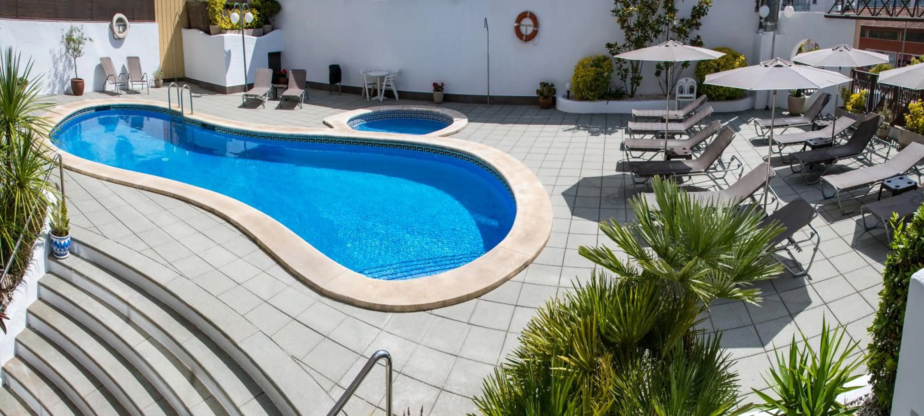 Day in Petit Palau - Adults Only