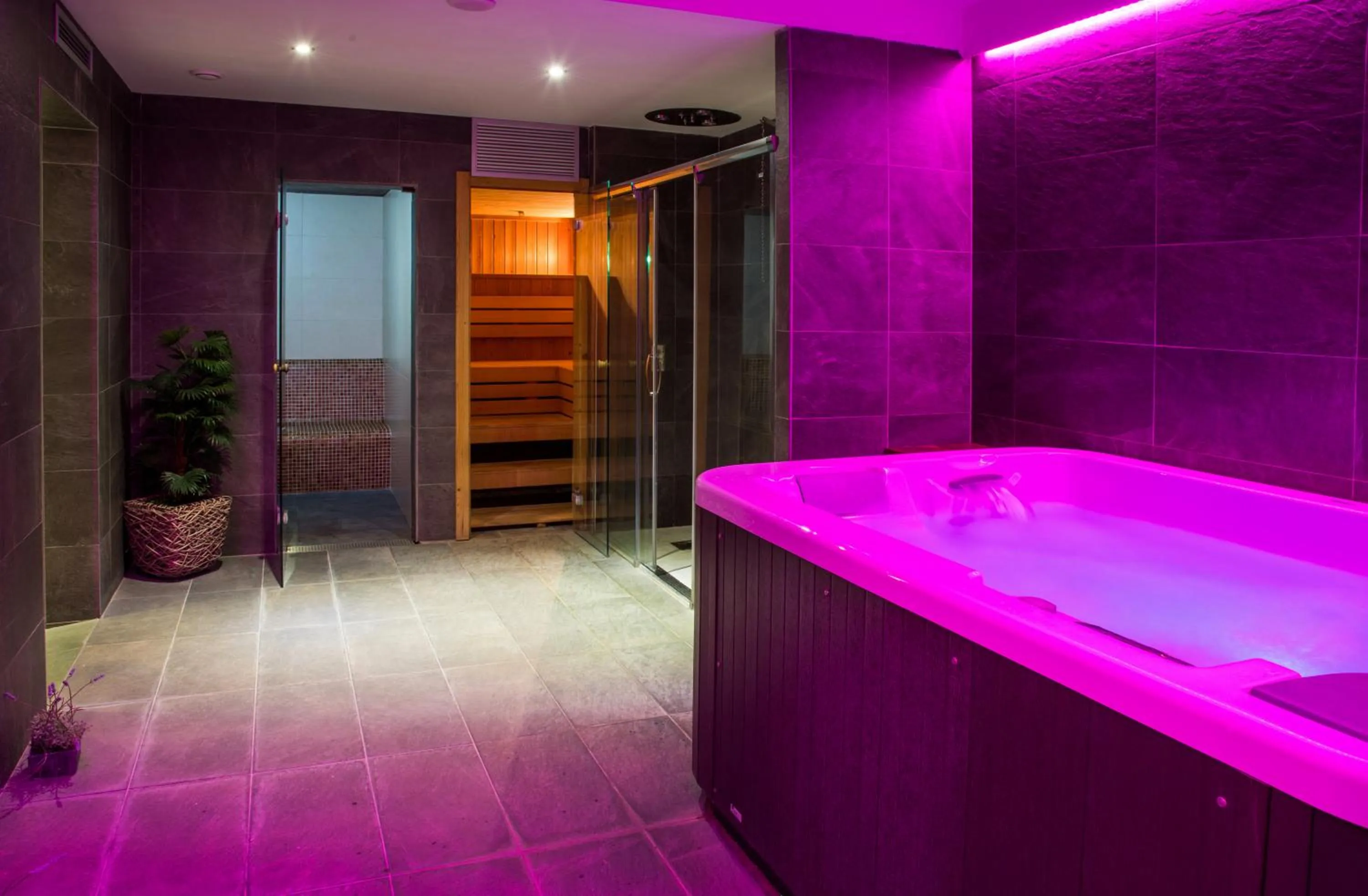 Sauna in Petit Palau - Adults Only