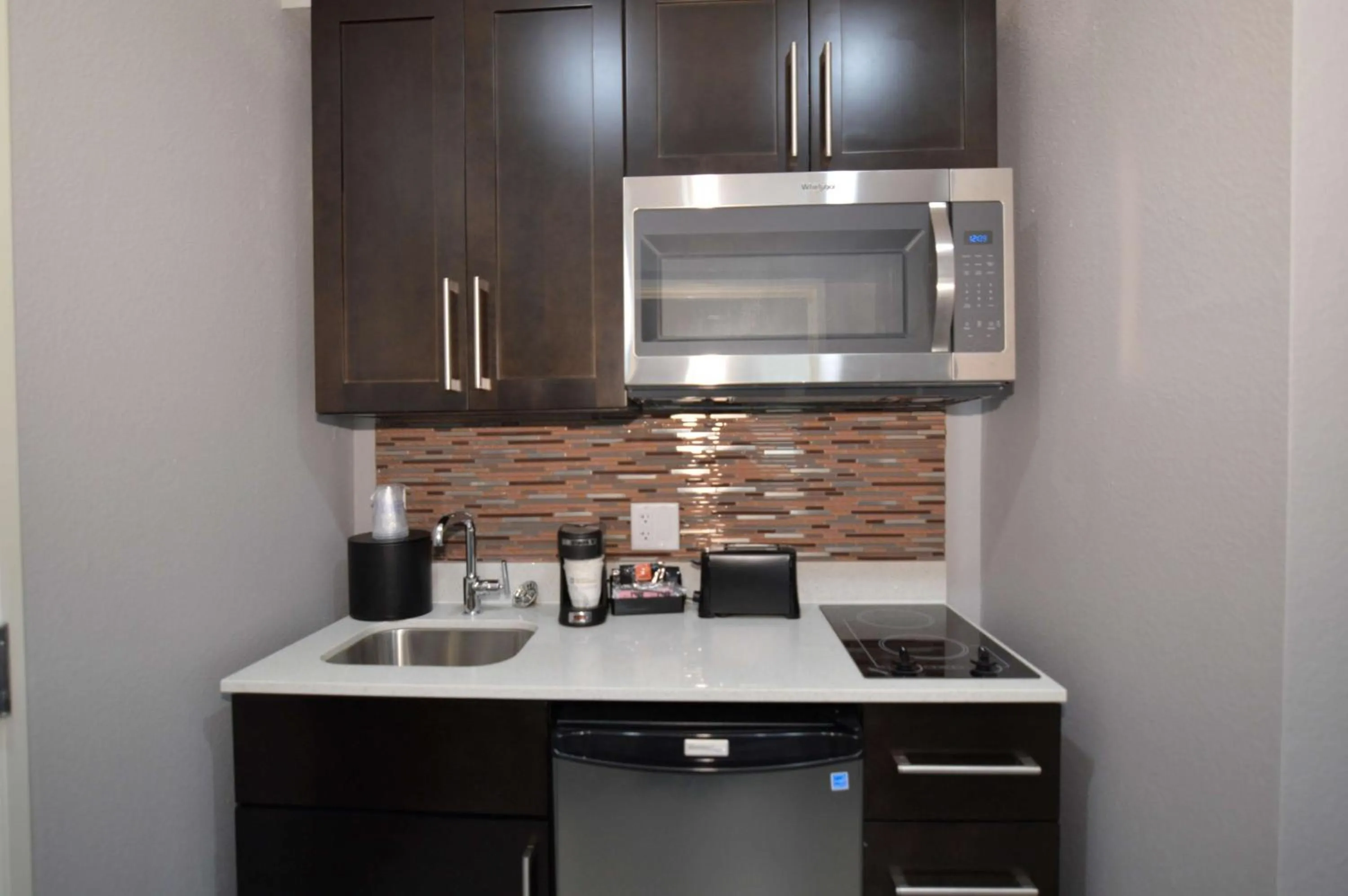 Photo of the whole room in Best Western Plus Executive Residency Baytown