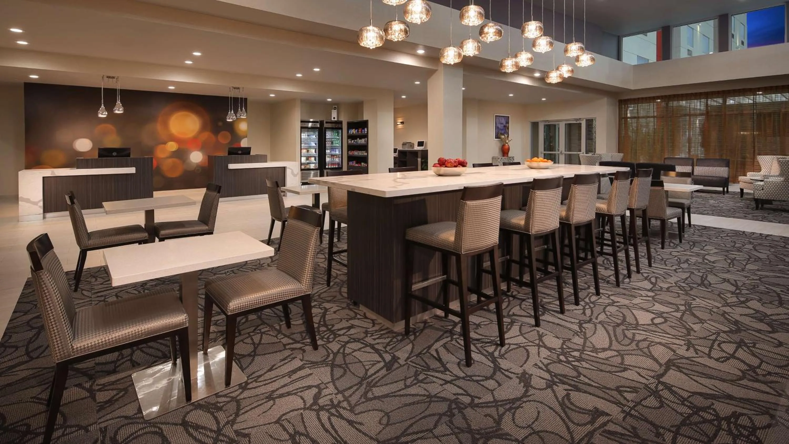 Lobby or reception in Best Western Plus Executive Residency Baytown