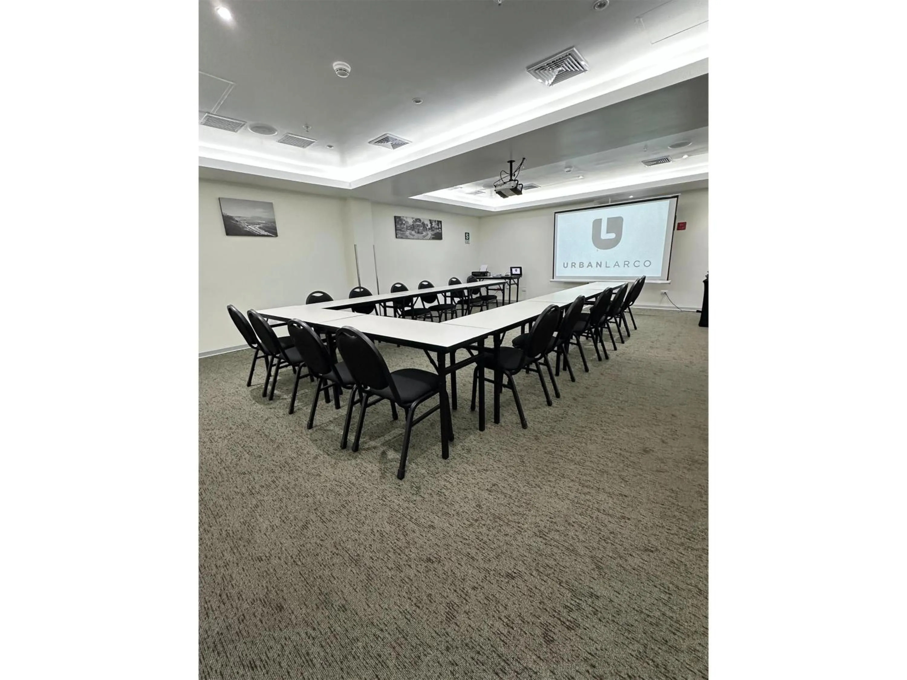 Meeting/conference room in Best Western Plus Urban Larco Hotel