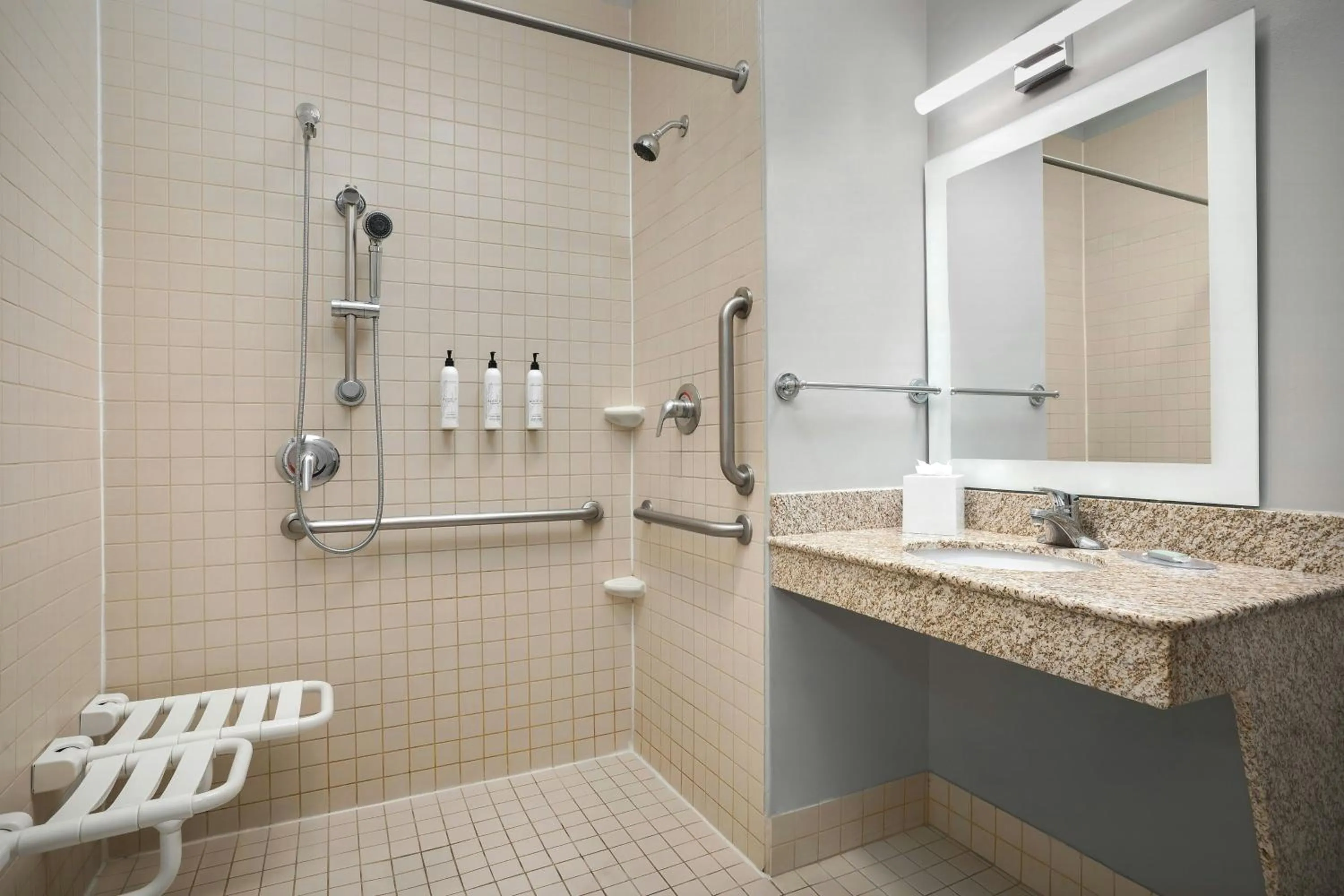 Bathroom in TownePlace Suites El Centro