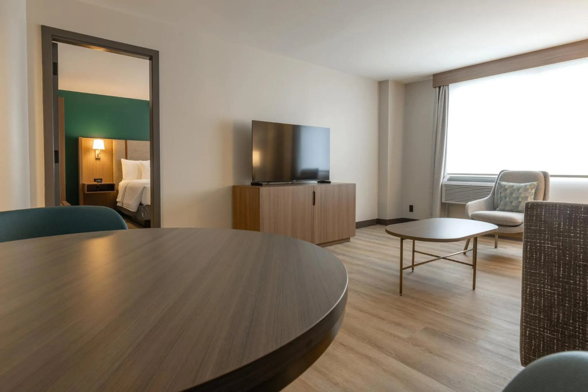 Photo of the whole room in Holiday Inn St-Jean-sur-Richelieu Congrès by IHG