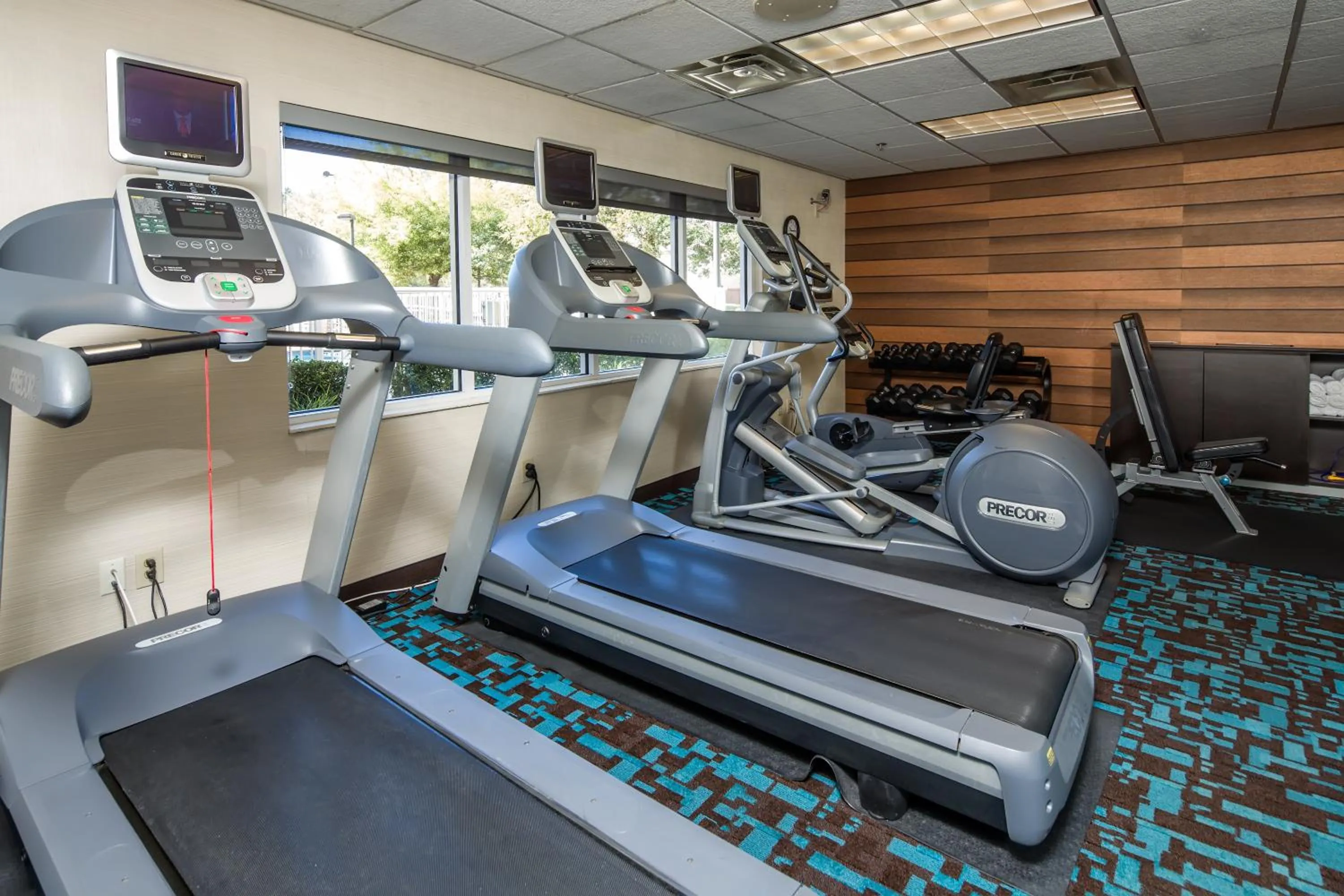 Fitness centre/facilities in Fairfield Inn & Suites Jacksonville Airport
