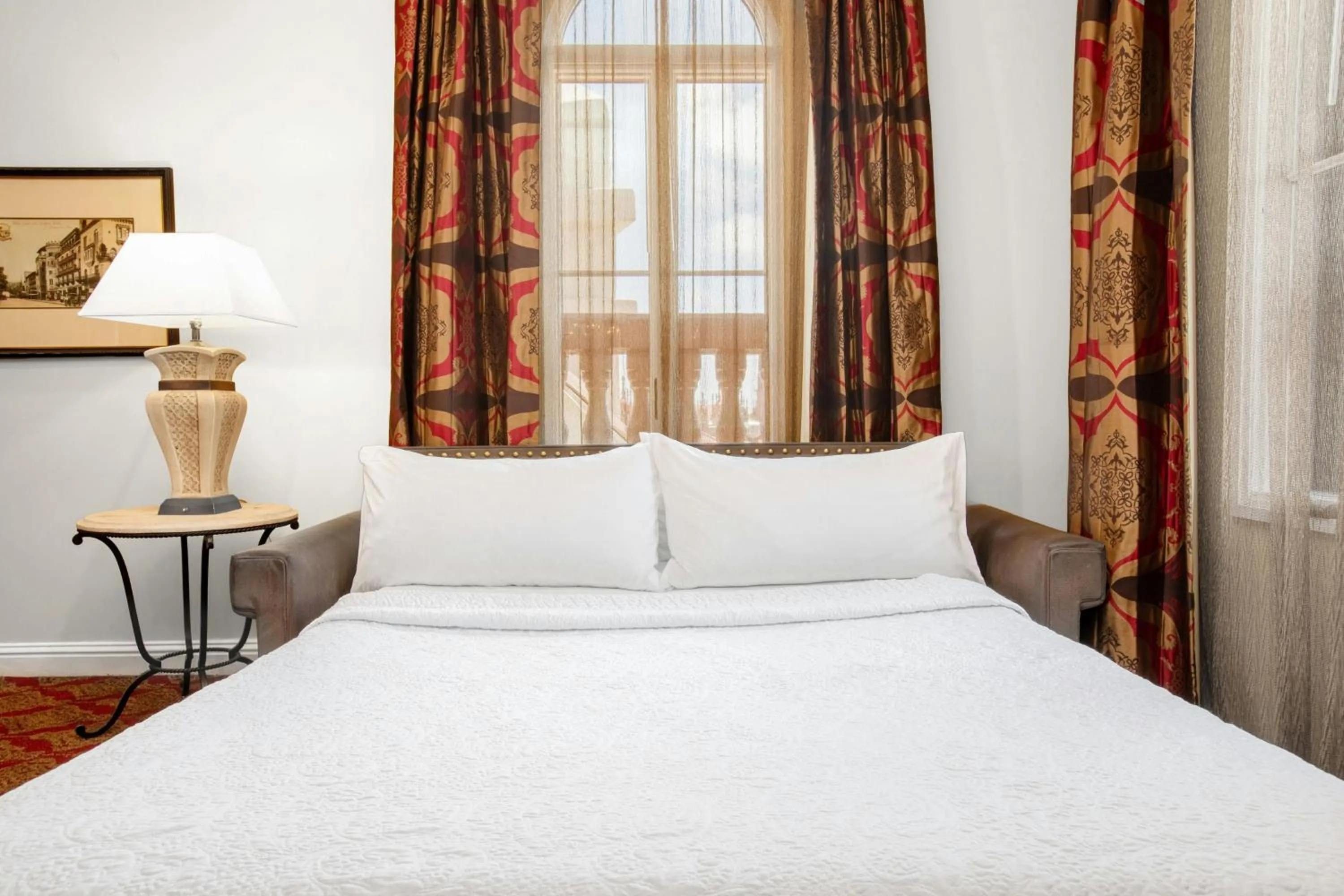 Bedroom, Bed in Casa Monica Resort & Spa, Autograph Collection