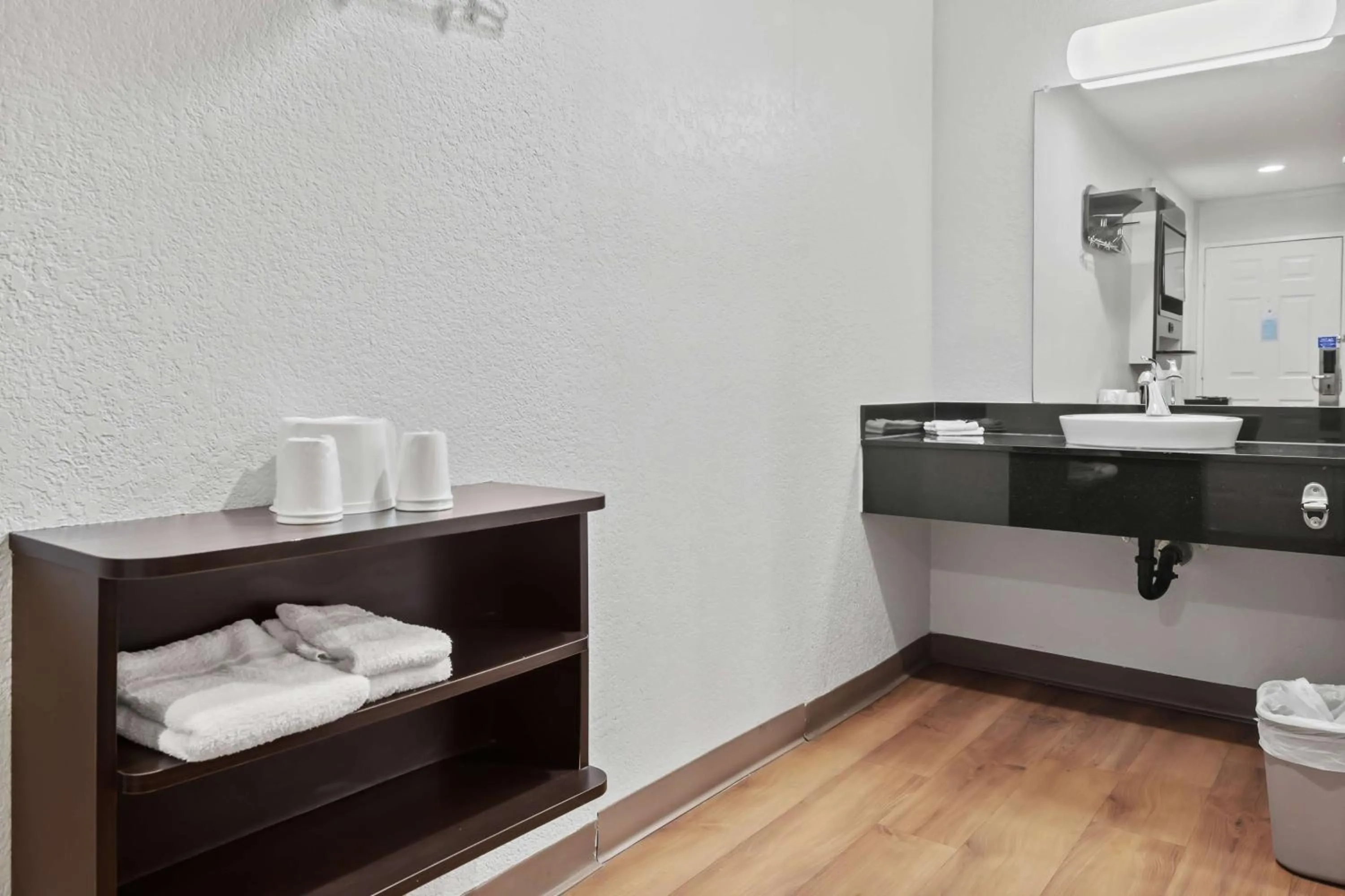 Bathroom in Motel 6-Ventura, CA - Beach