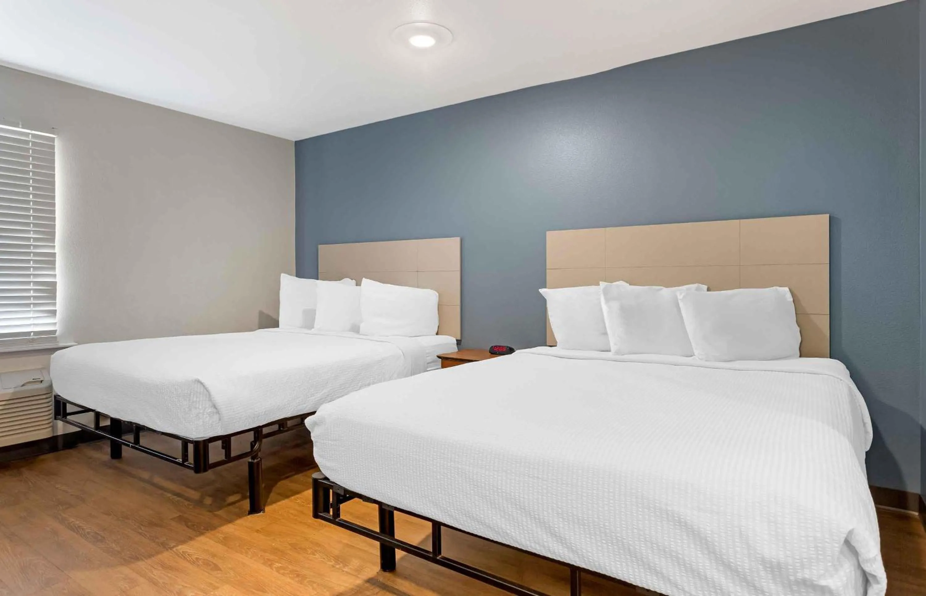 Bedroom, Bed in Extended Stay America Select Suites - Fort Myers