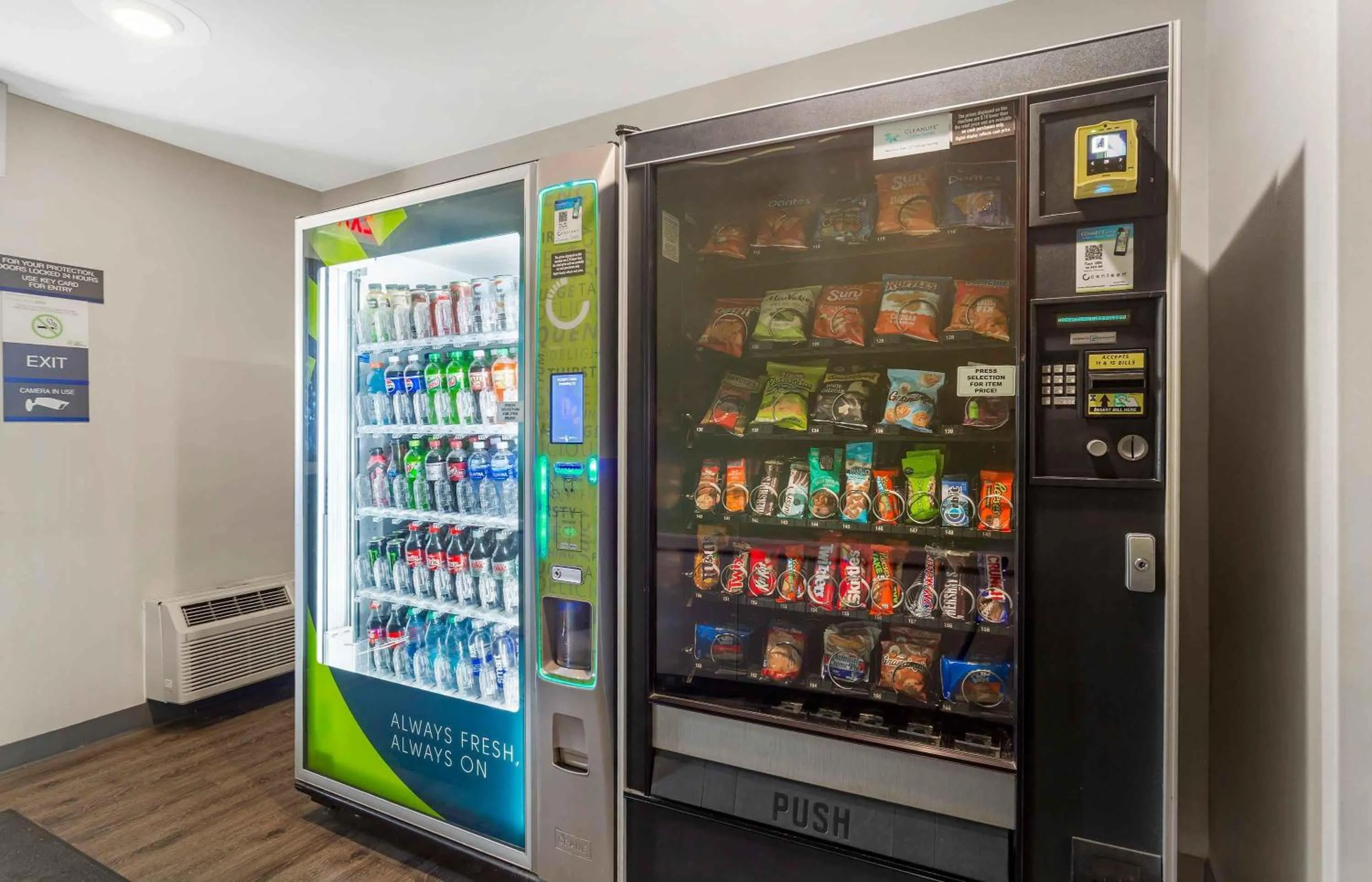 Property building in Extended Stay America Select Suites - Fort Myers