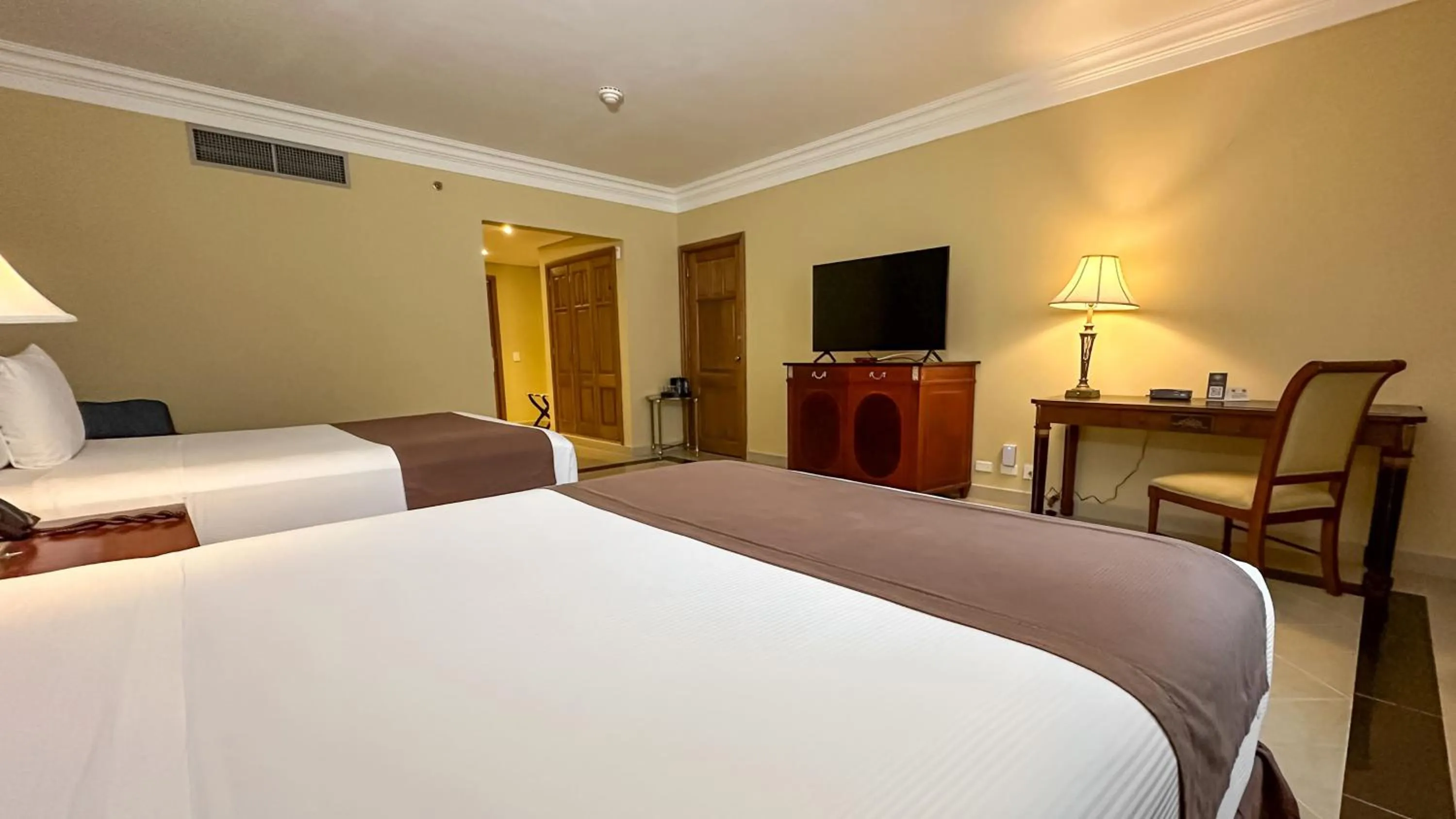 Bedroom, Bed in Hotel El Prado