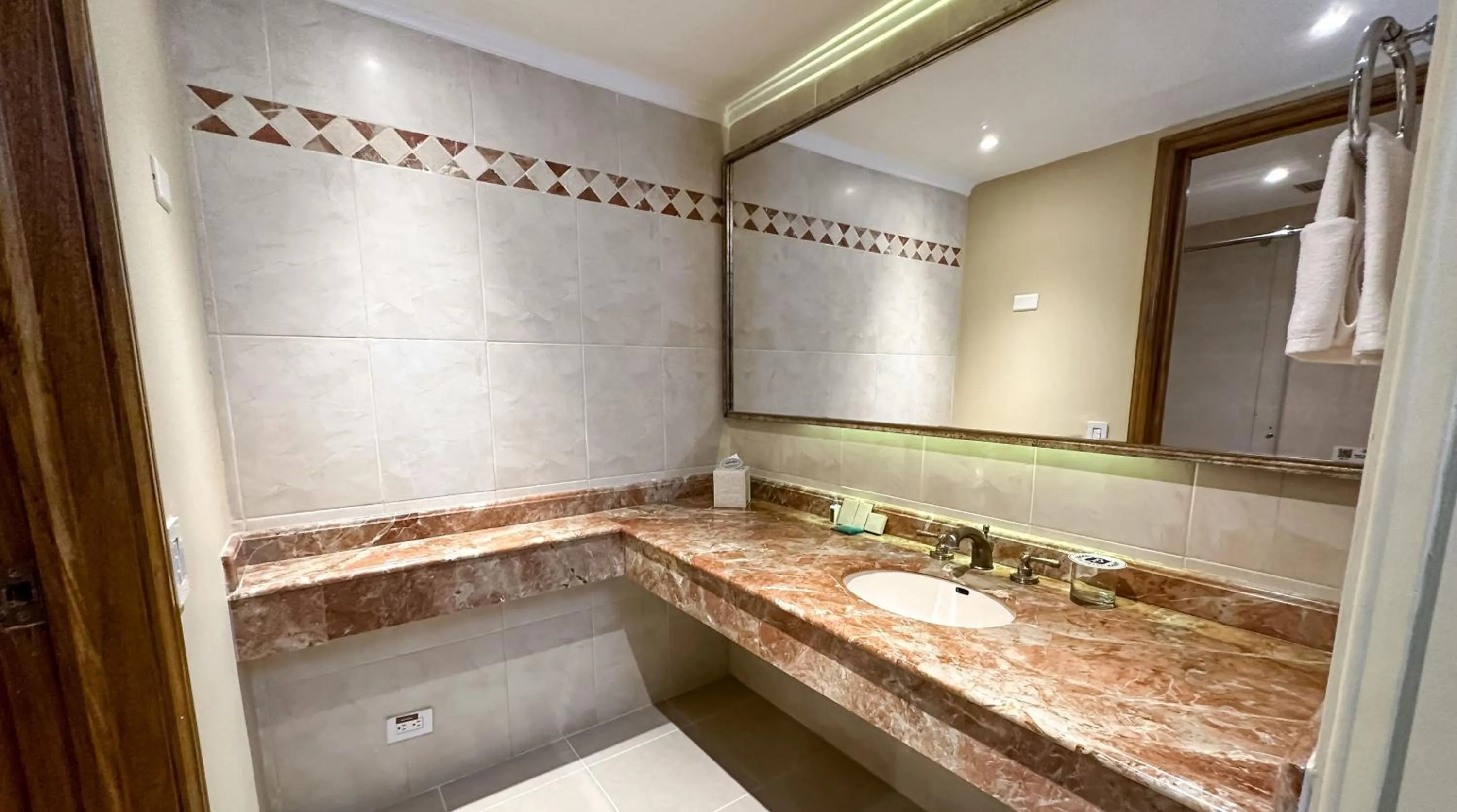 Bathroom in Hotel El Prado