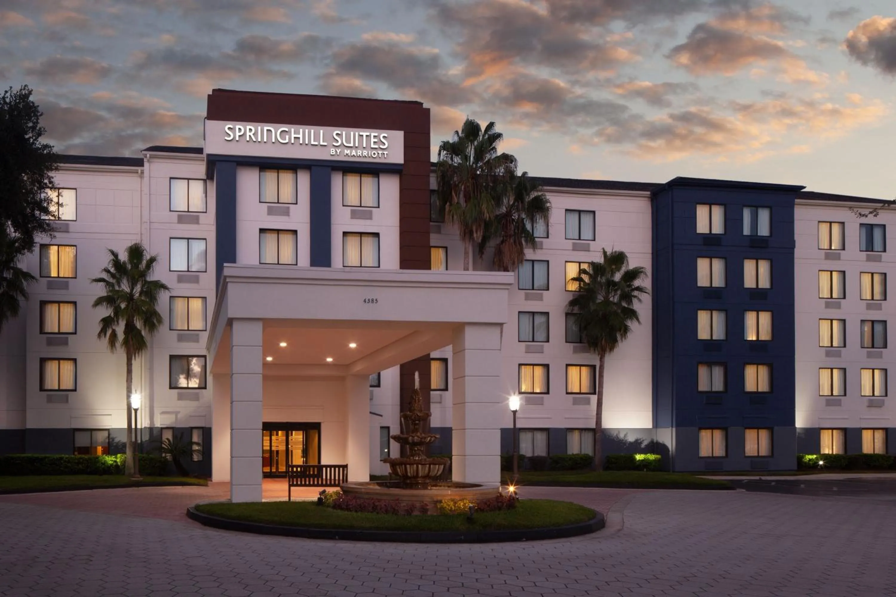 Property building in Springhill Suites Jacksonville