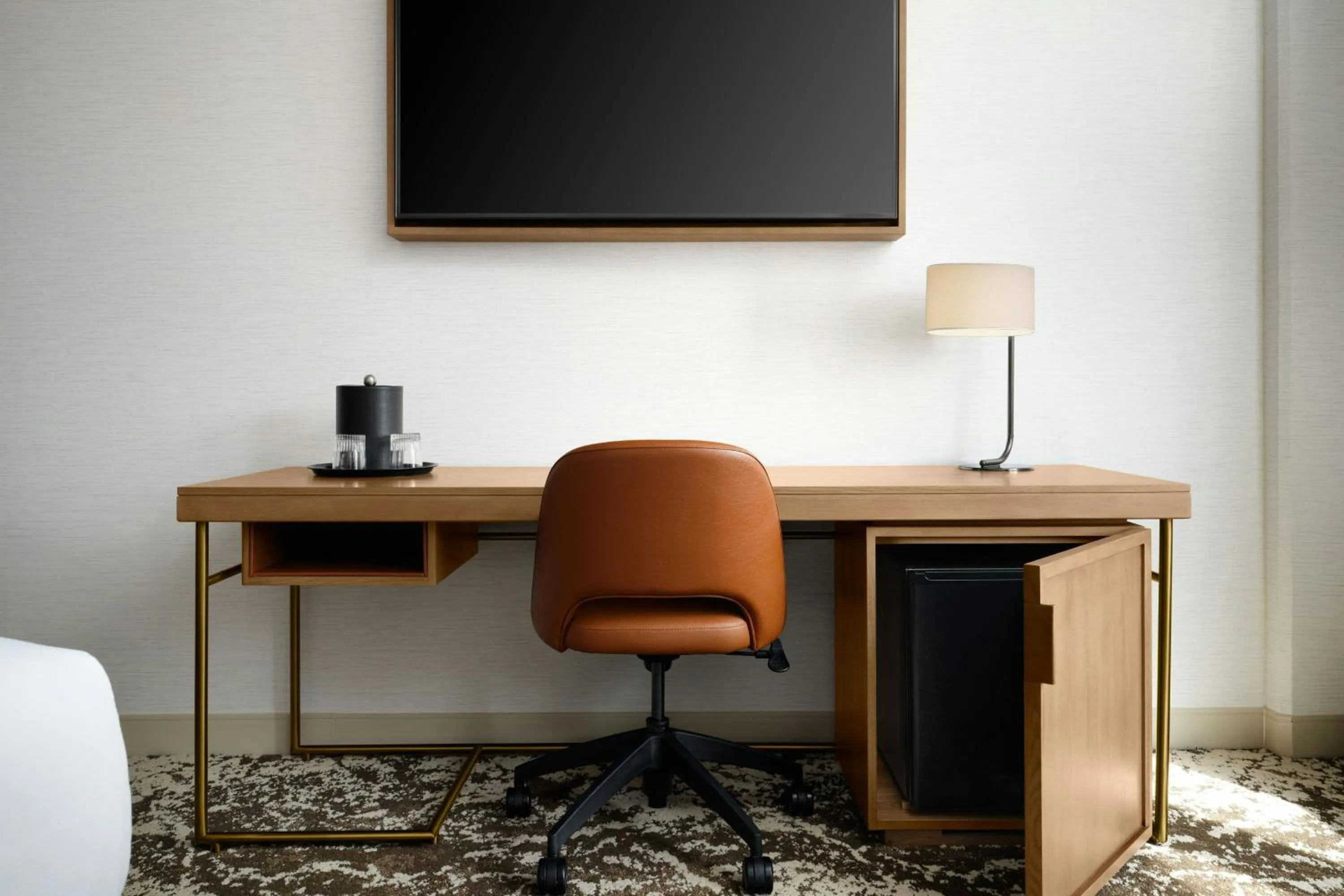 Photo of the whole room in Courtyard by Marriott Los Angeles Pasadena Old Town