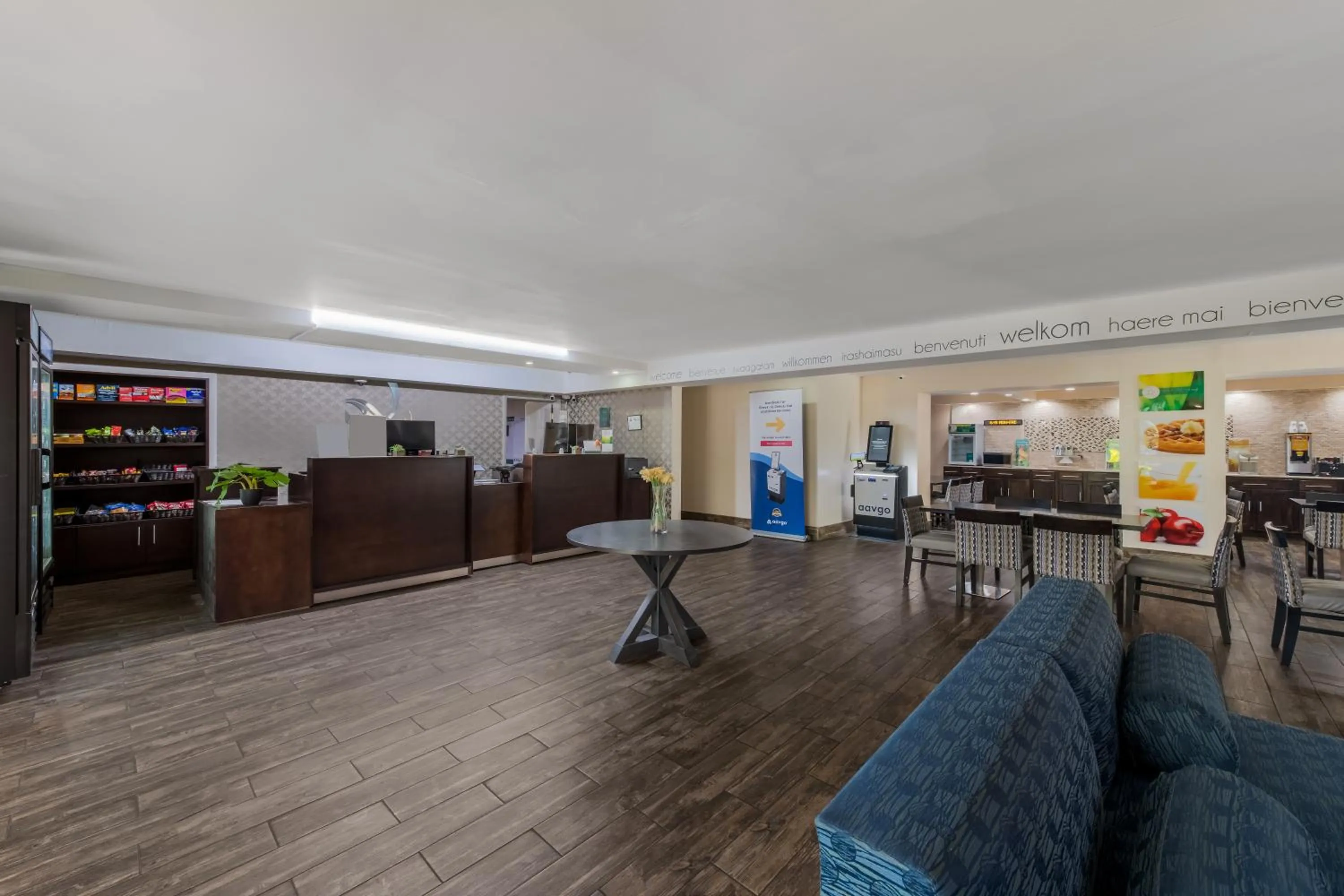 Lobby or reception in Quality Inn & Suites Airport