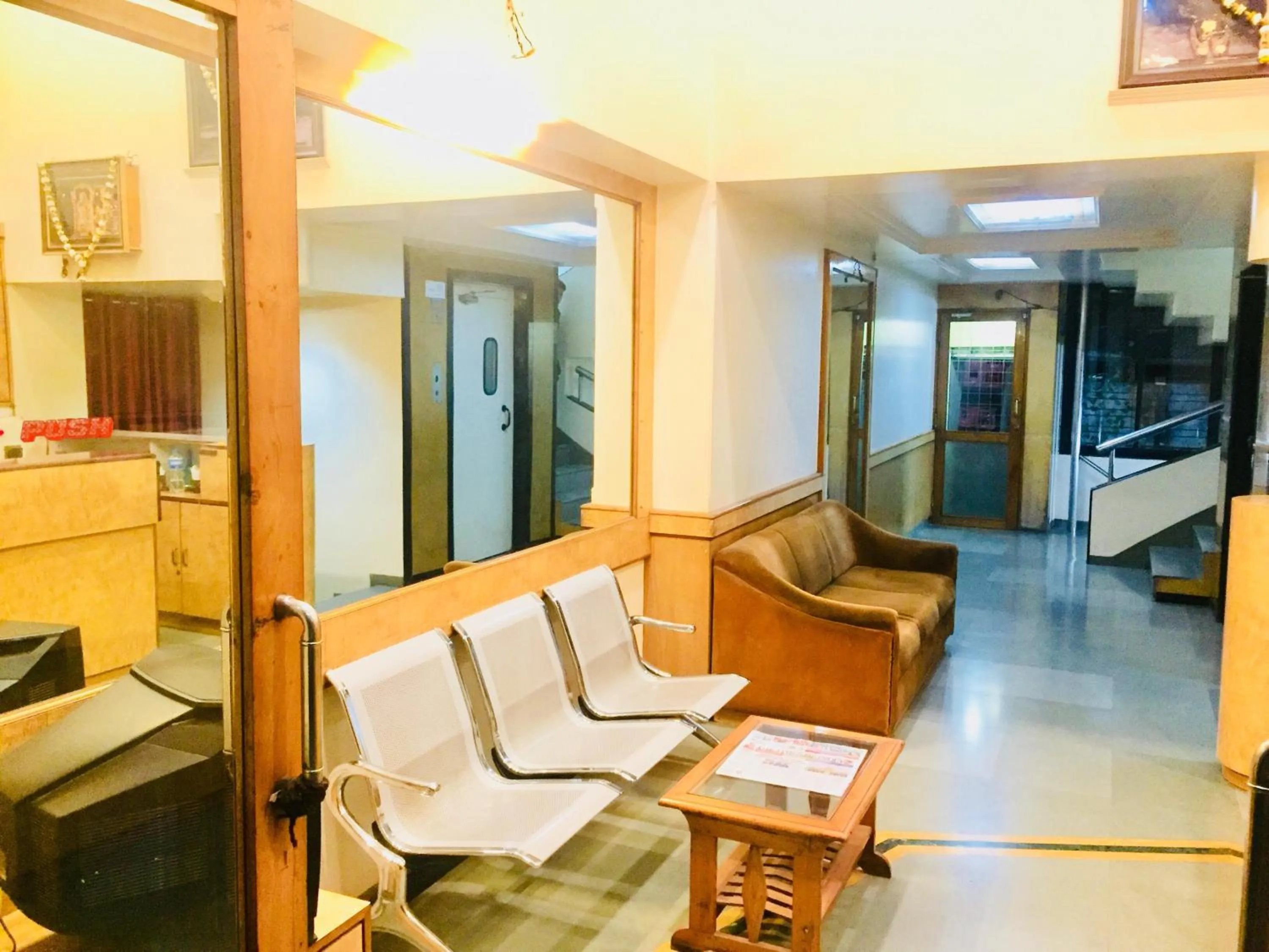 Seating area in Hotel New Uttam Hira Palace