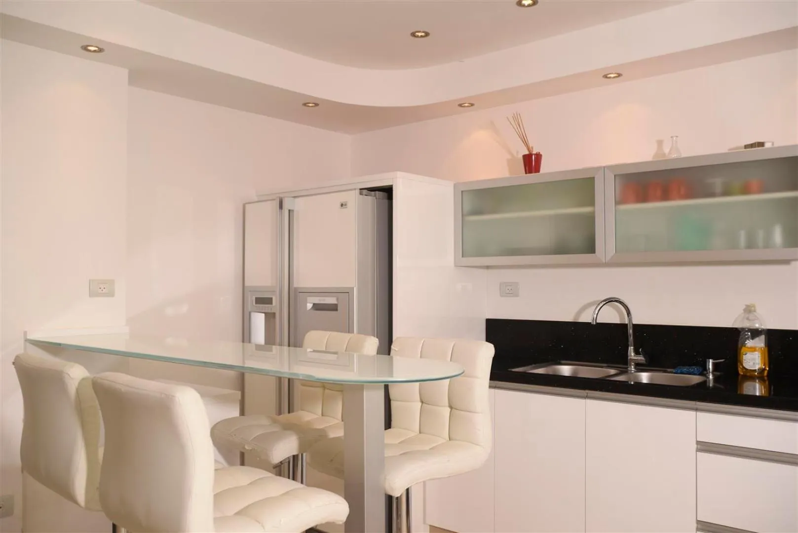 Kitchen or kitchenette in City Resort Palmore