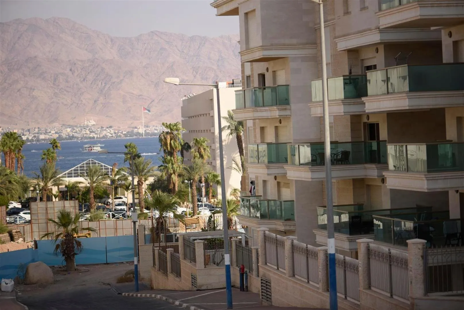 Property building in City Resort Palmore