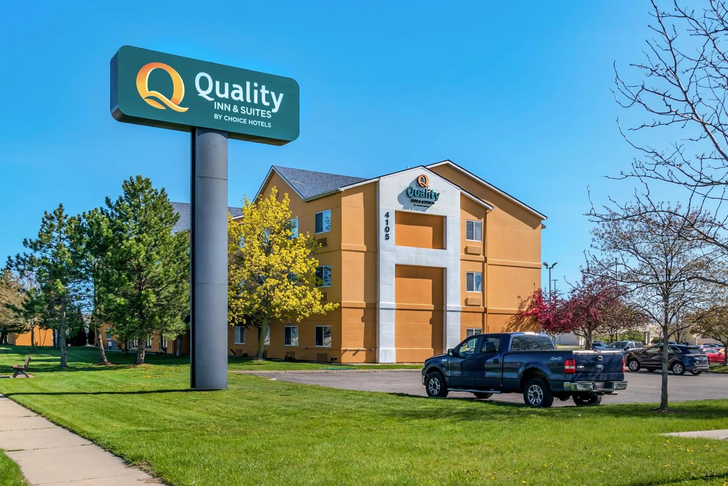 Property building in Quality Inn & Suites