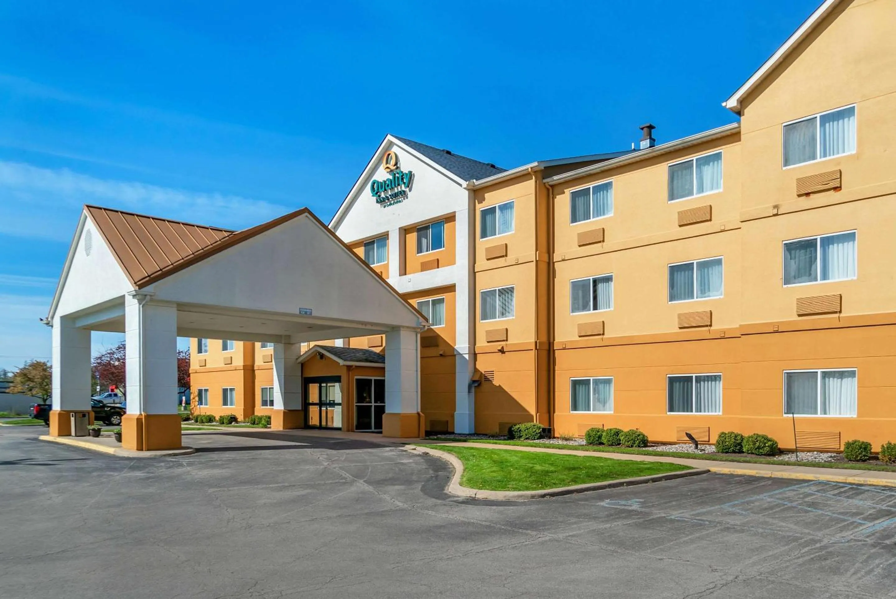 Property building in Quality Inn & Suites