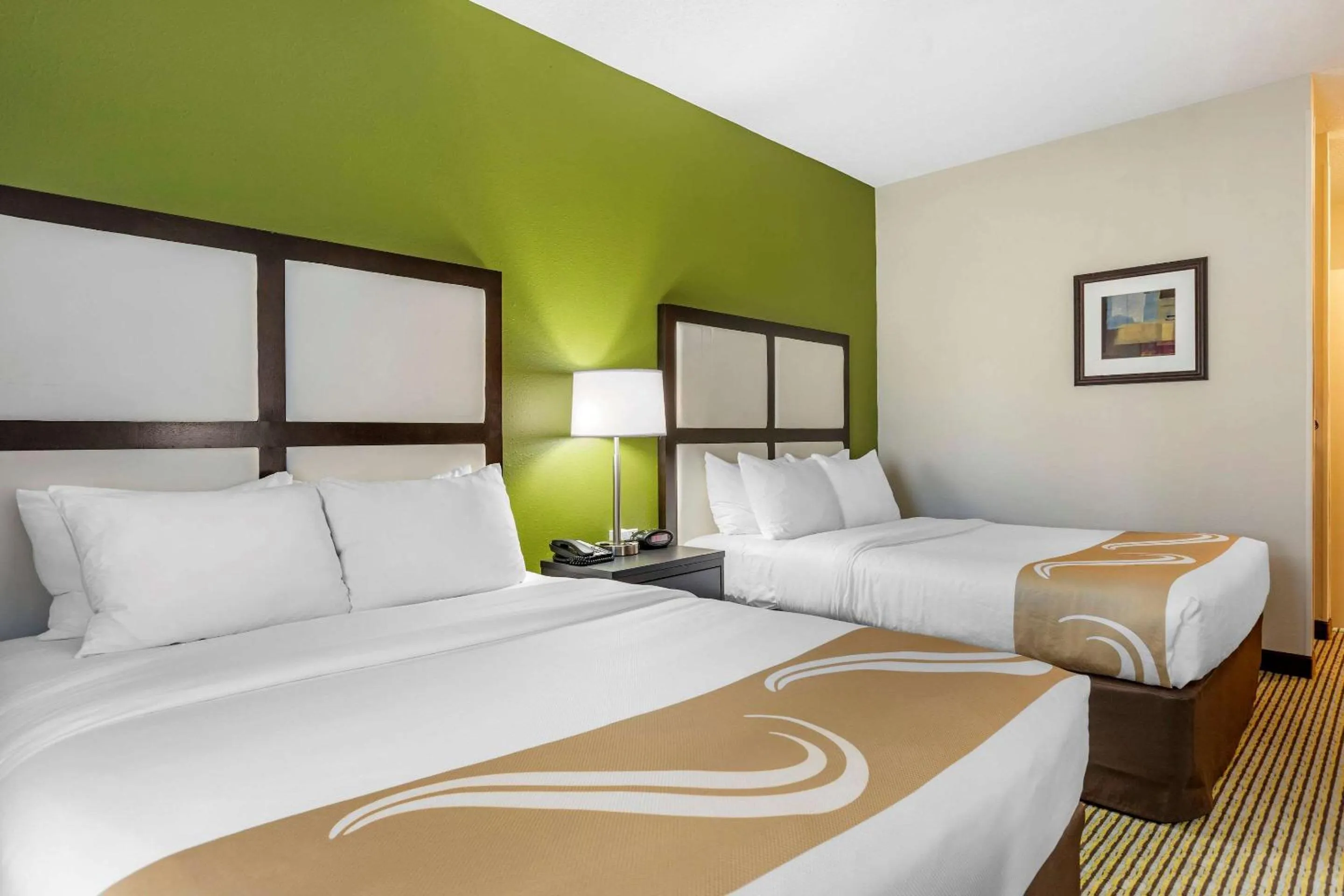 Photo of the whole room, Bed in Quality Inn & Suites