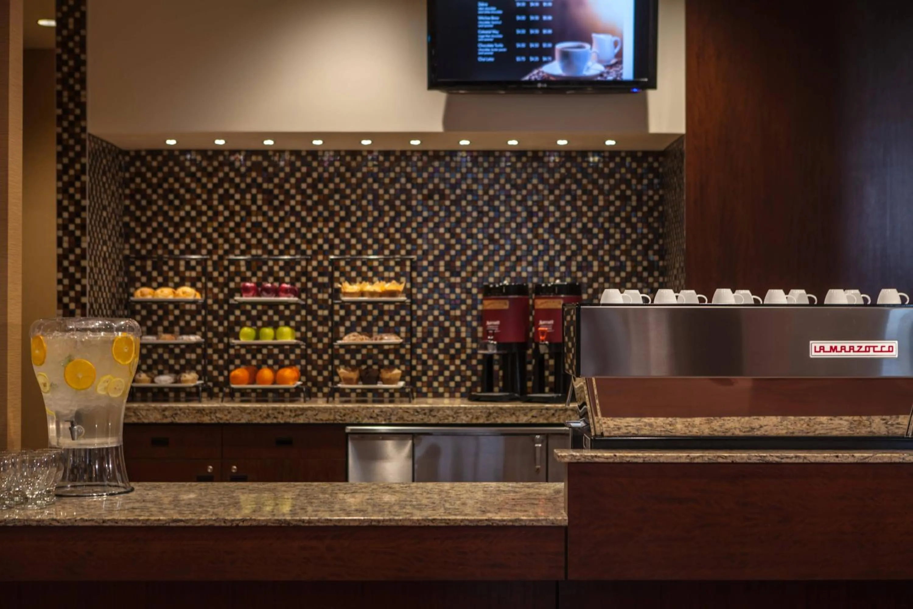 Restaurant/places to eat in Kansas City Marriott Downtown